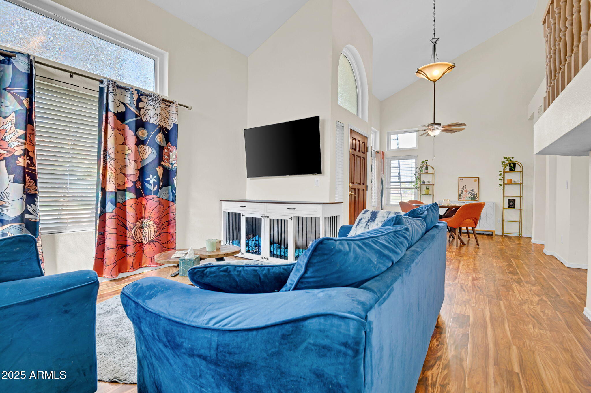 155 W KNOX Road