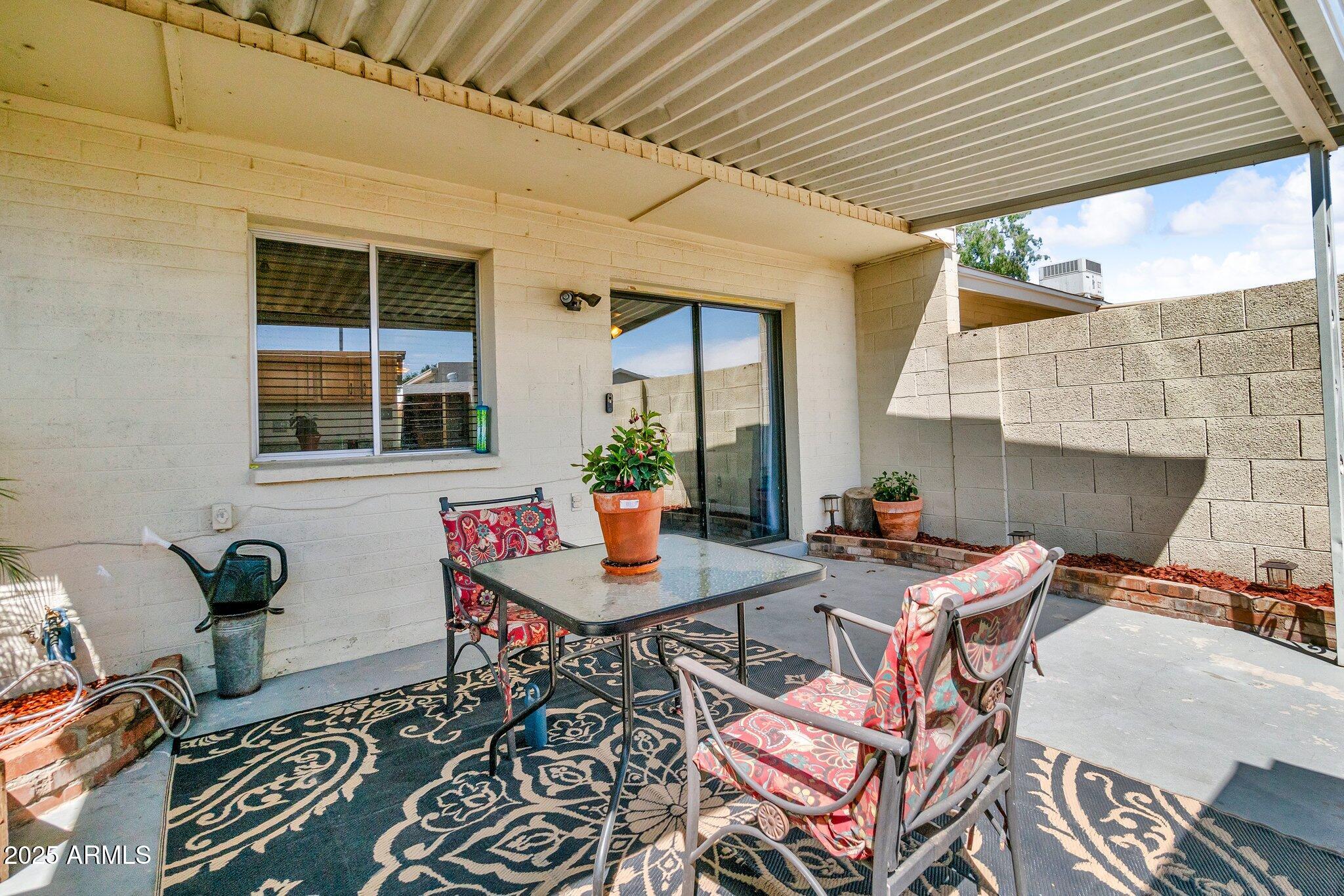 225 N STANDAGE 139