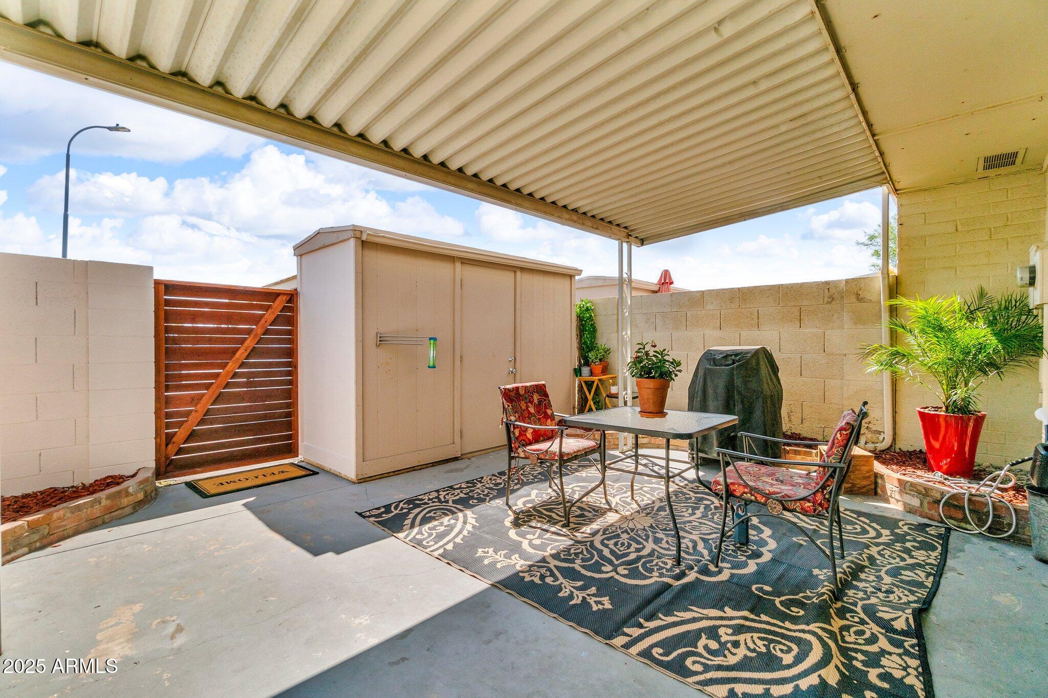 225 N STANDAGE 139