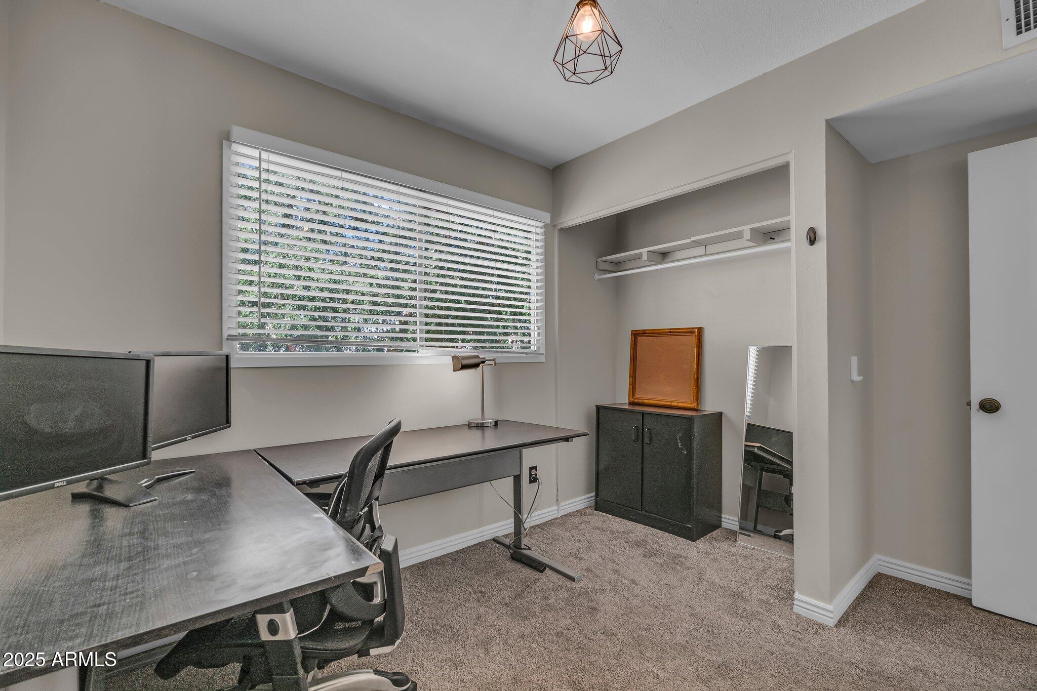 225 N STANDAGE 139