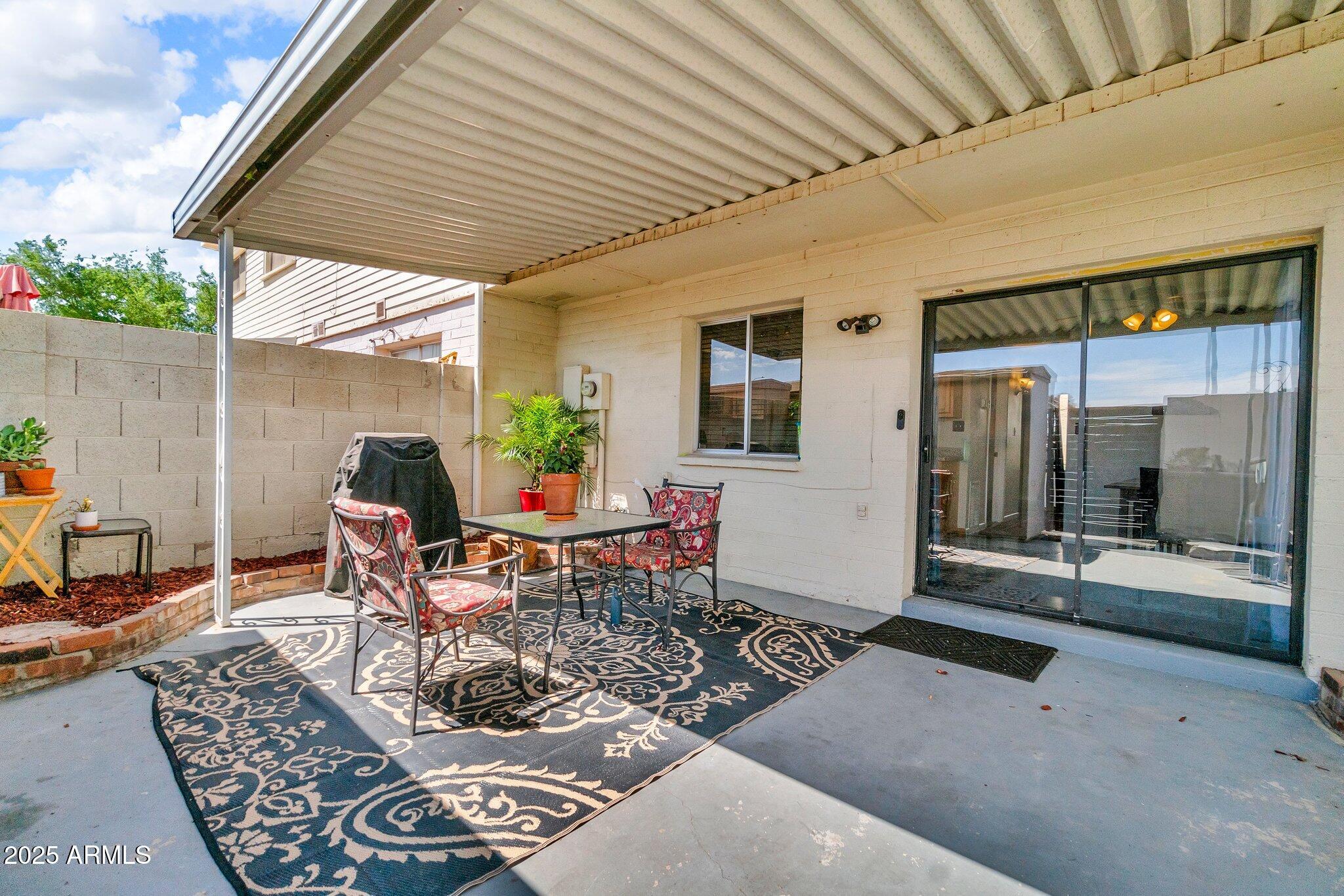 225 N STANDAGE 139
