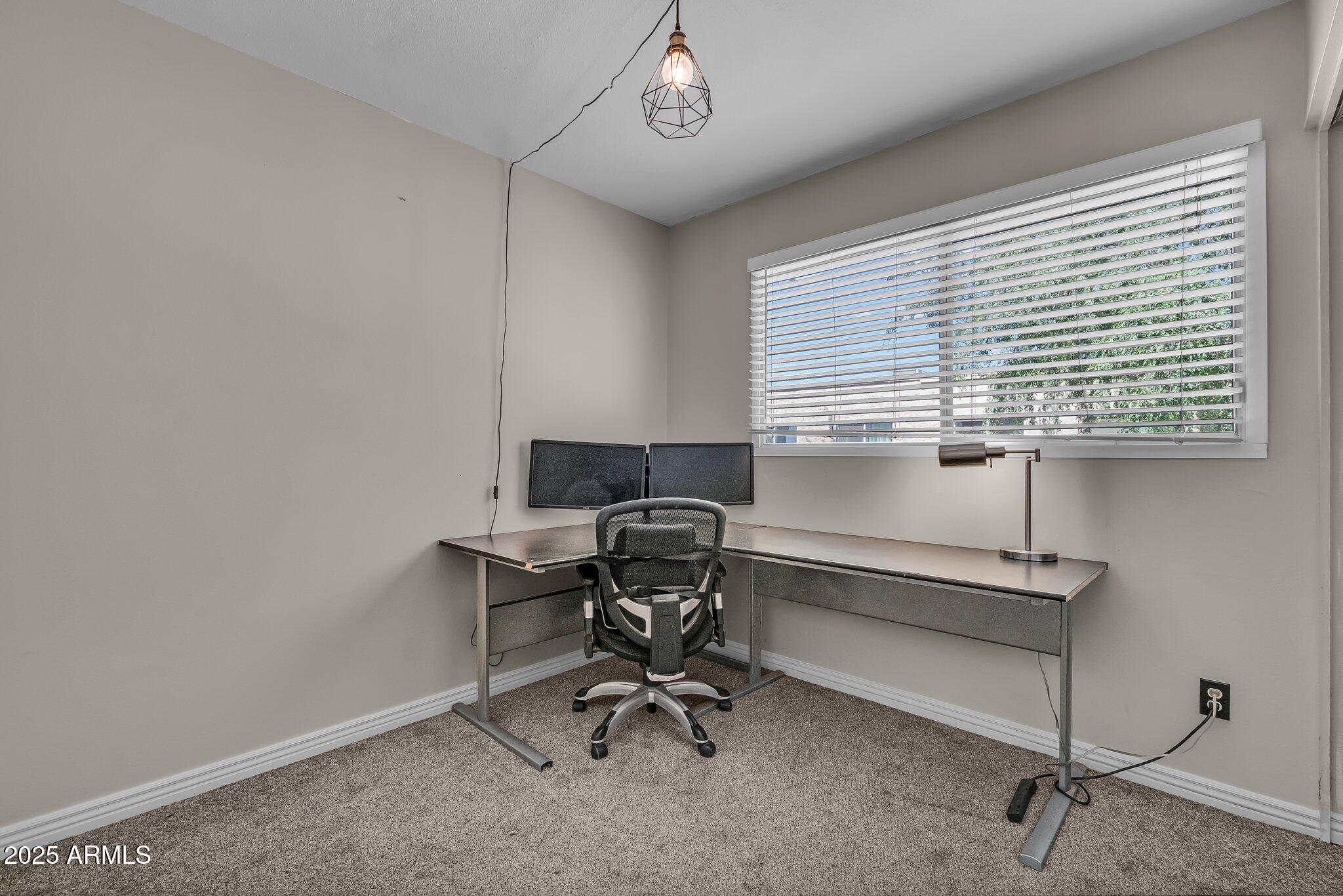 225 N STANDAGE 139