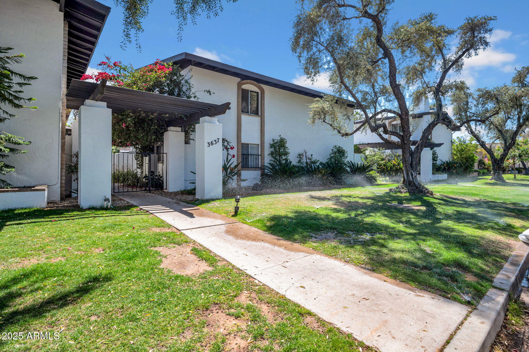 3637 E MONTEROSA Street 3