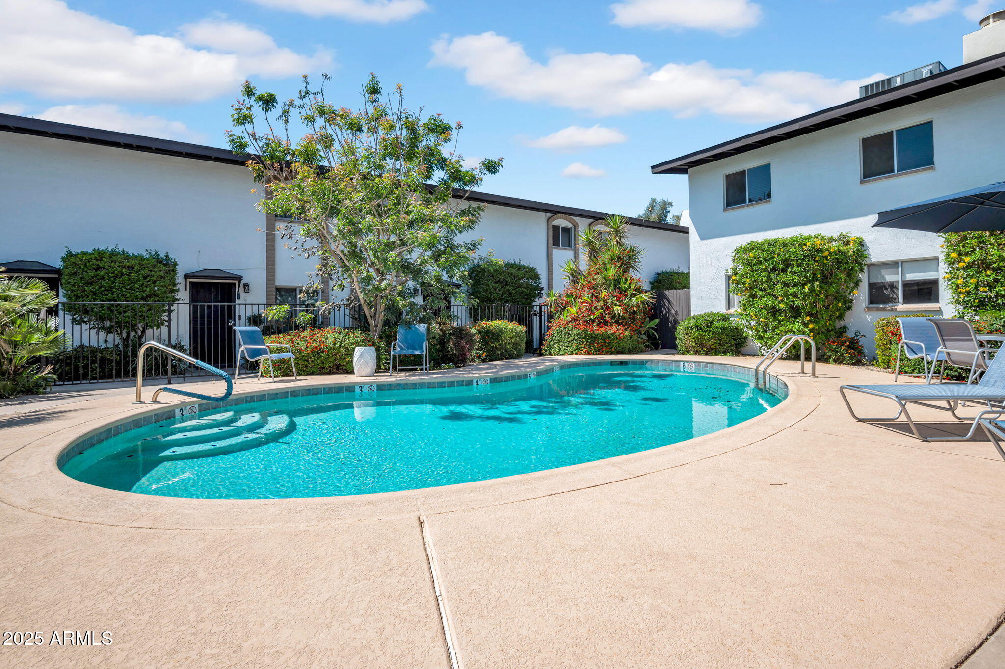 3637 E MONTEROSA Street 3