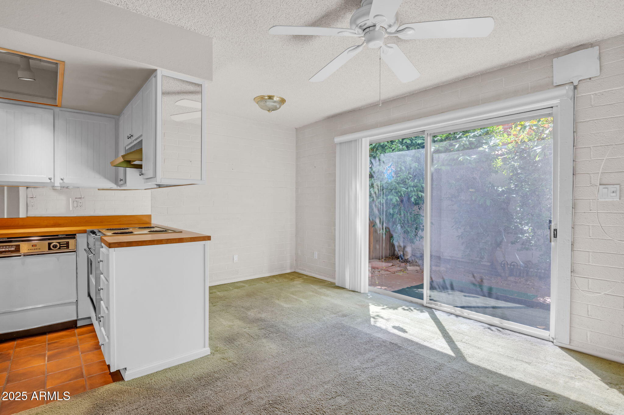 3637 E MONTEROSA Street 3