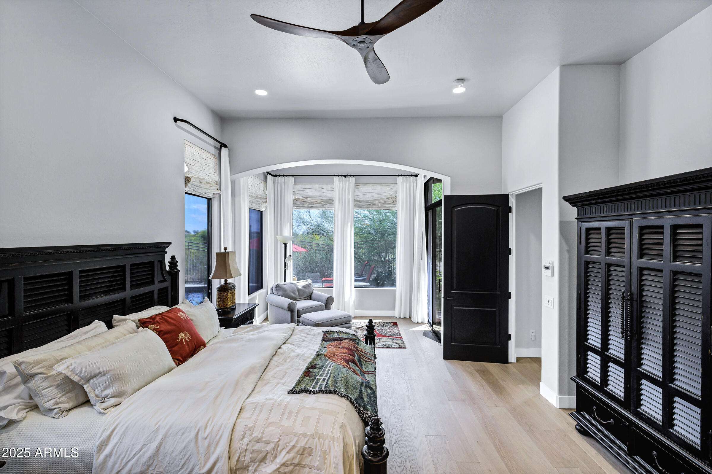 8117 E WINGSPAN Way