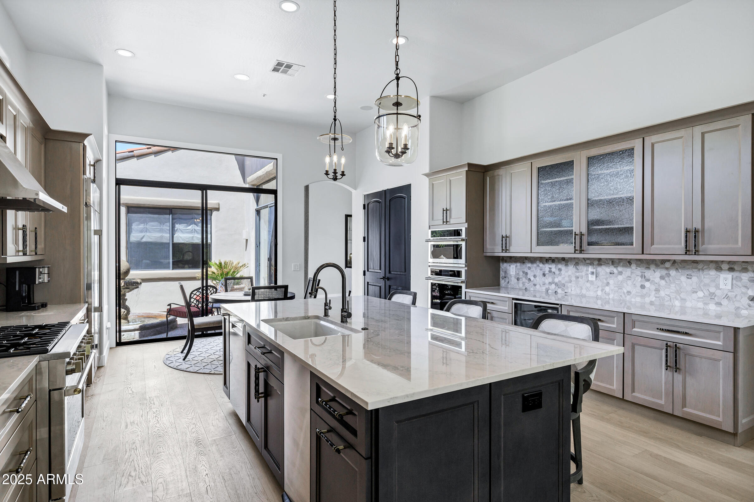 8117 E WINGSPAN Way