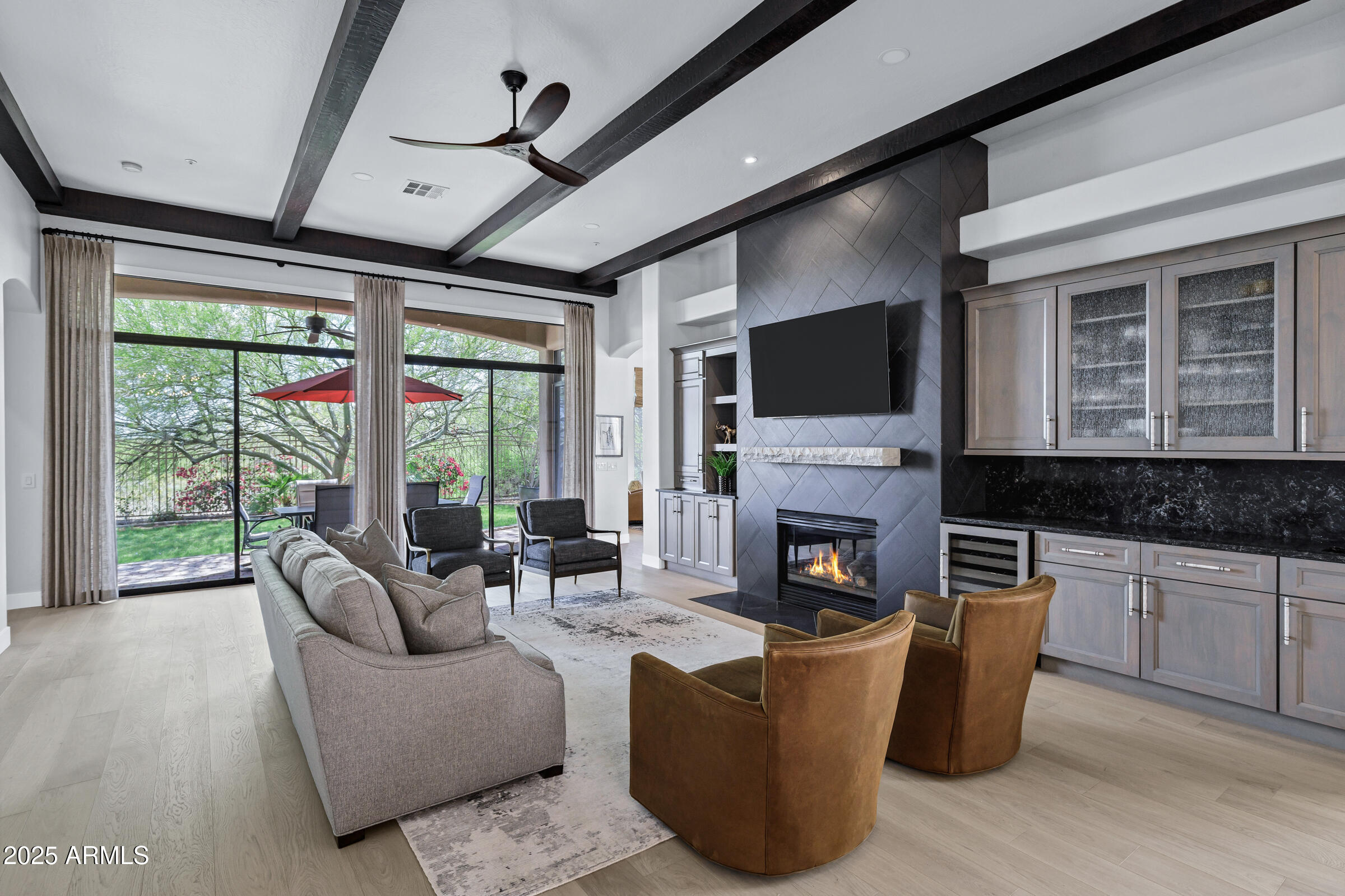 8117 E WINGSPAN Way