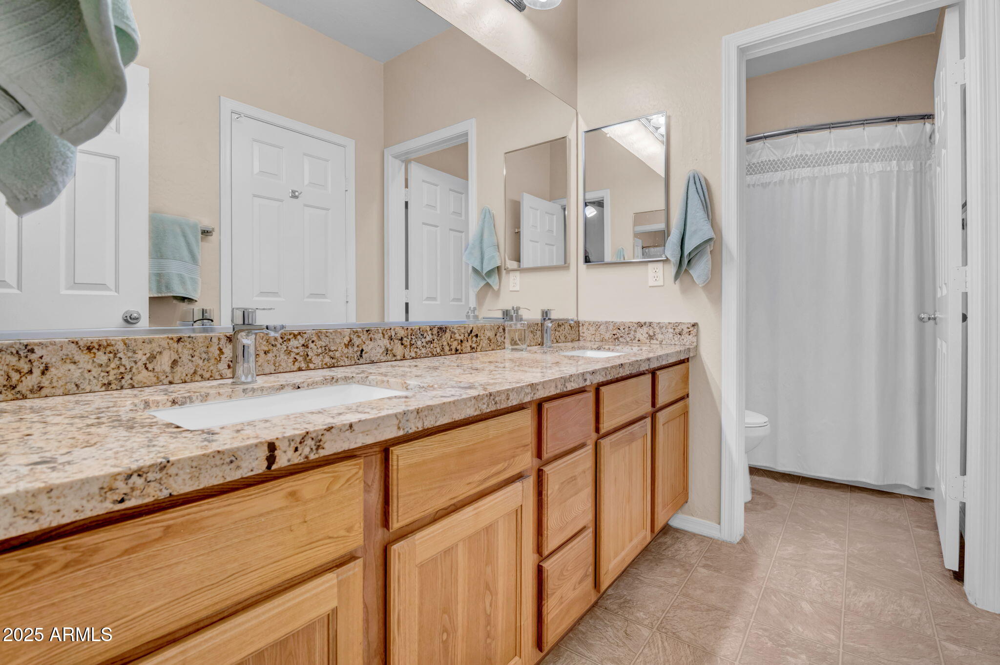 525 N MILLER Road 173