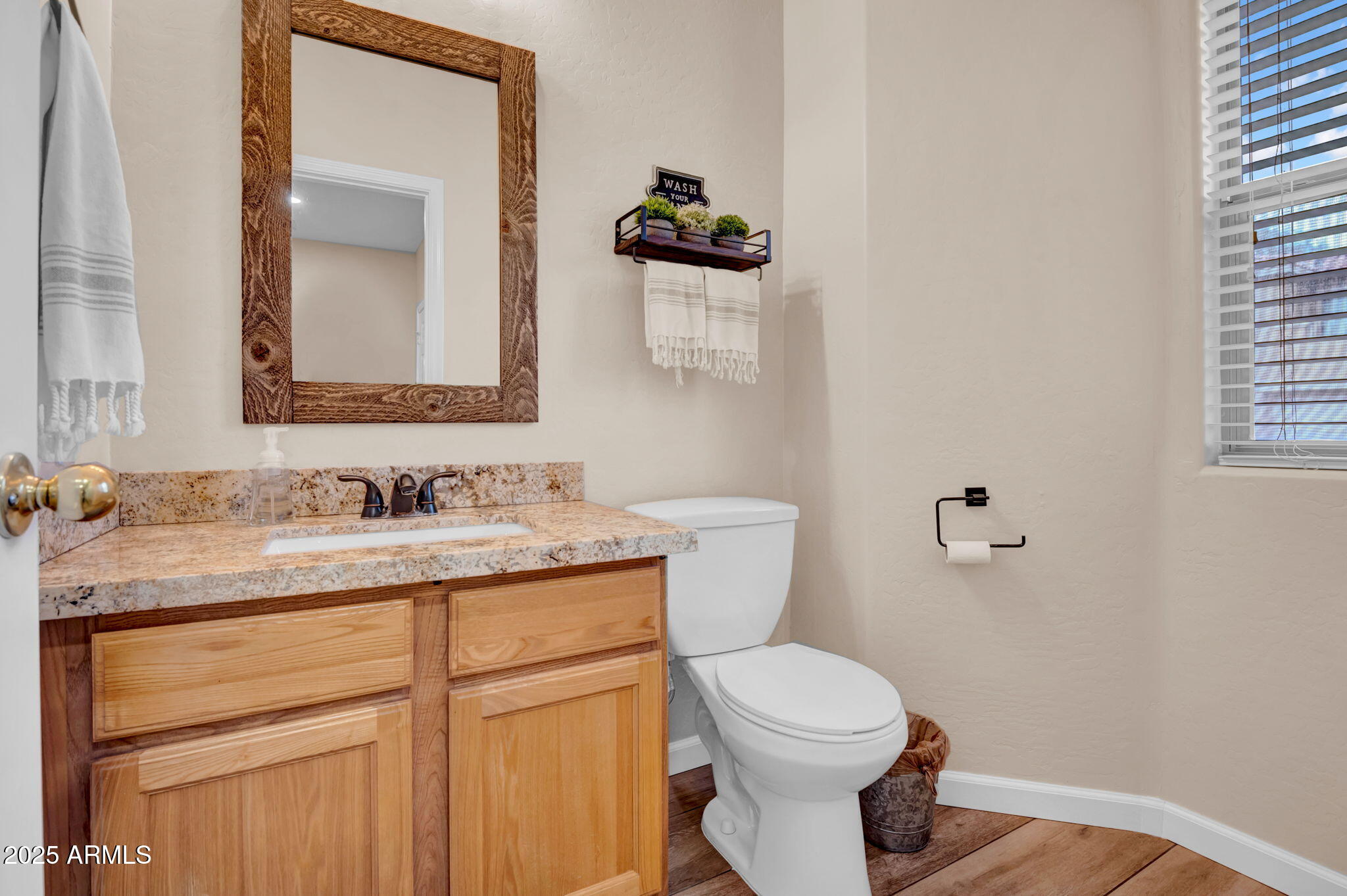 525 N MILLER Road 173