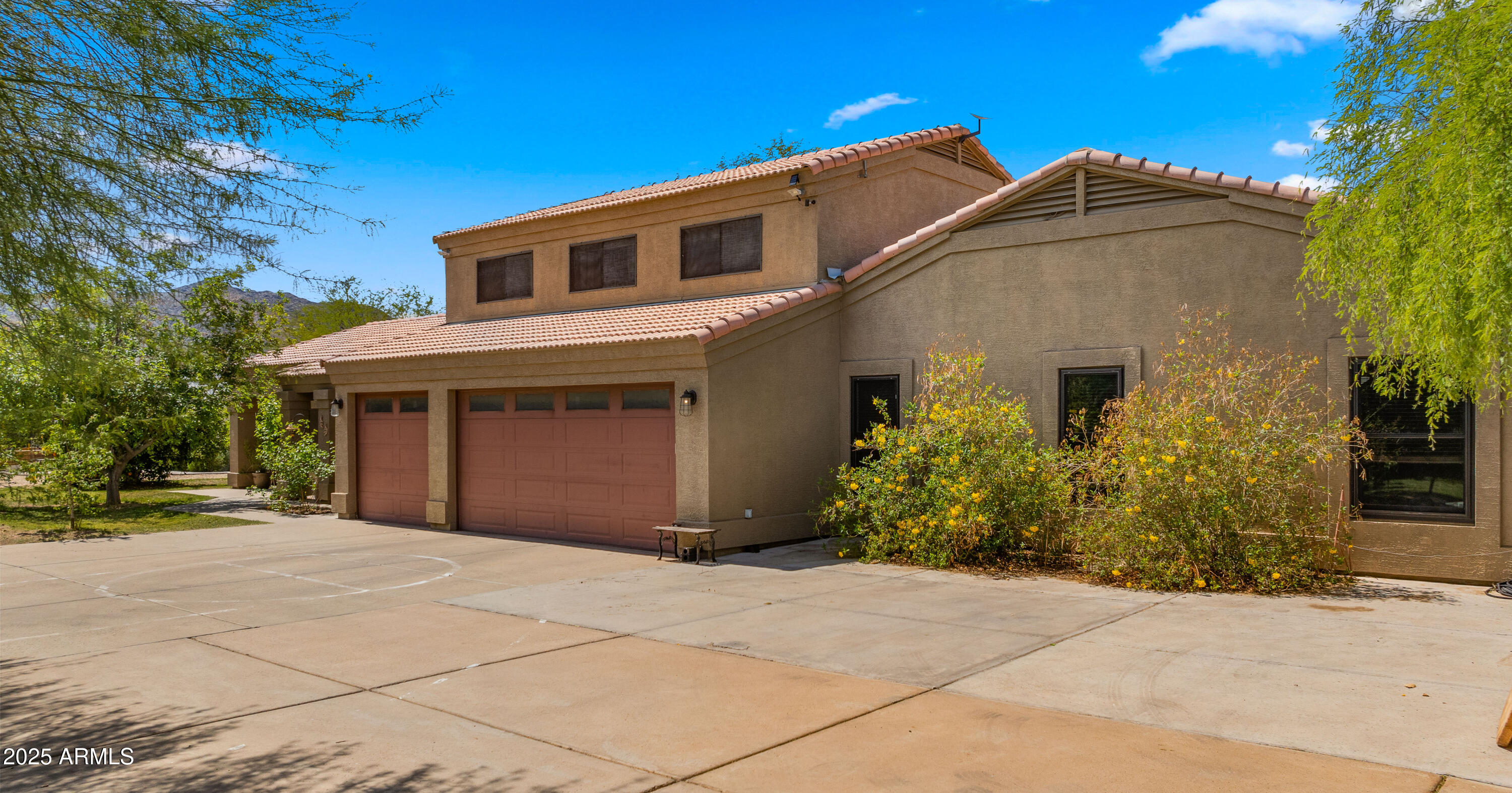 2311 W DOBBINS Road