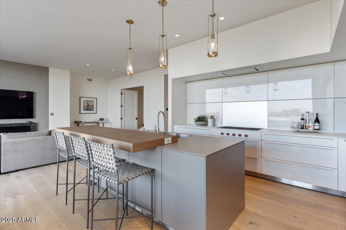 5000 N Camelback Ridge Drive Unit 206