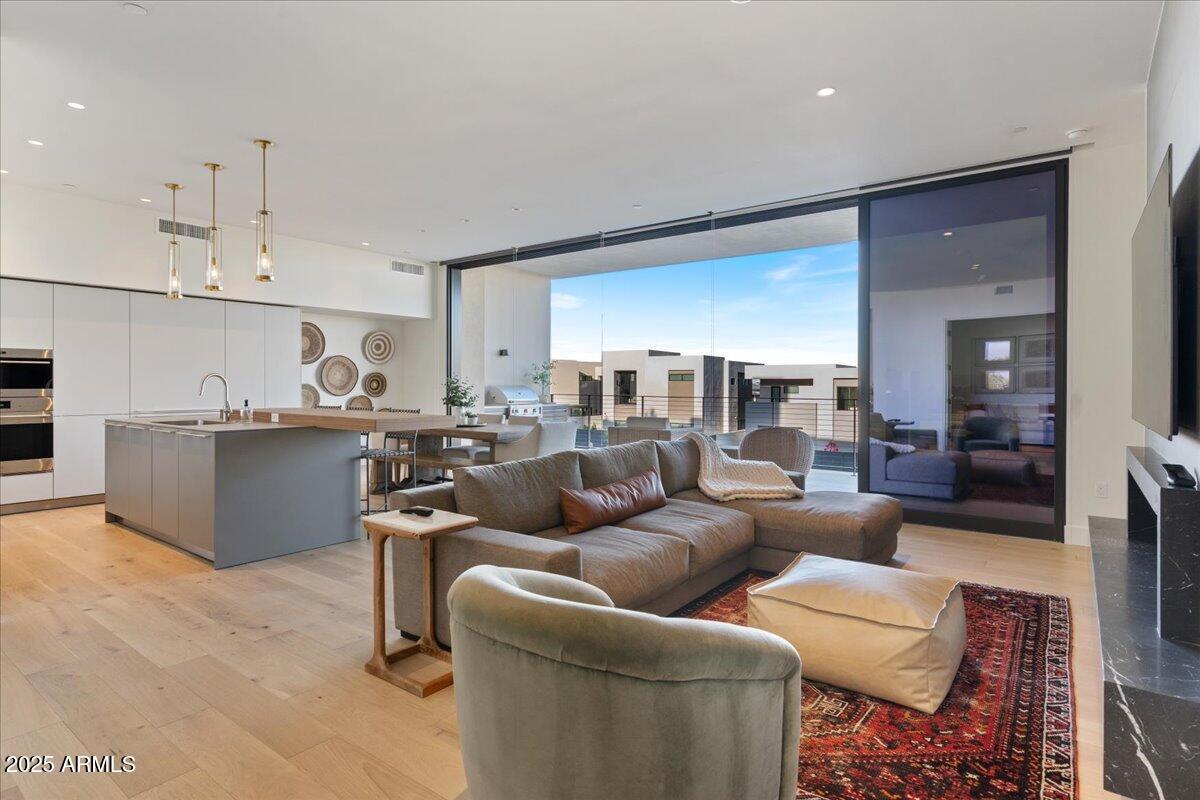 5000 N Camelback Ridge Drive Unit 206