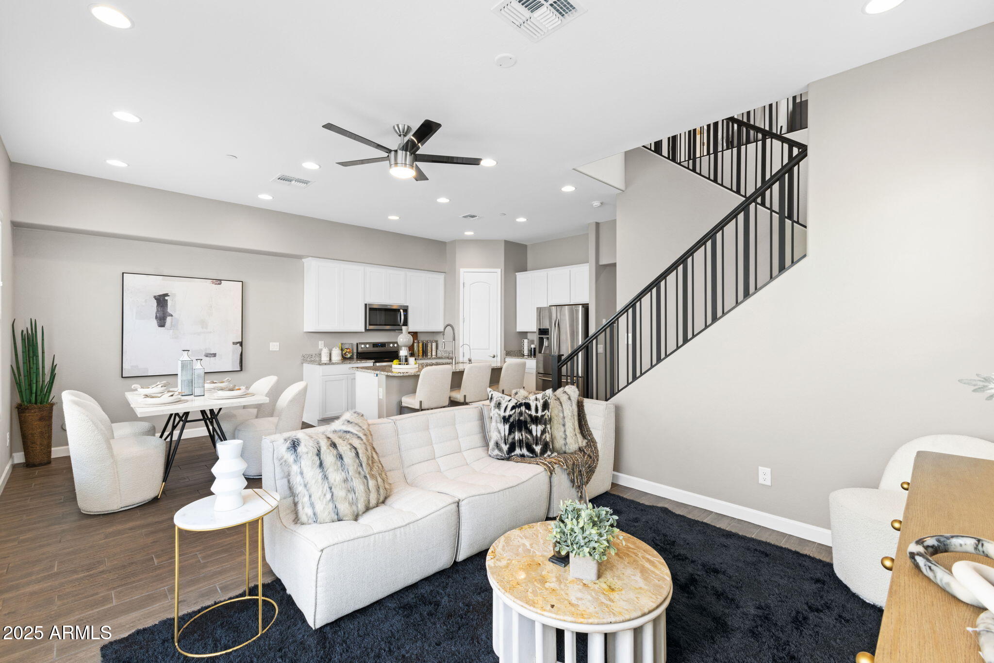 4344 E Granada Road