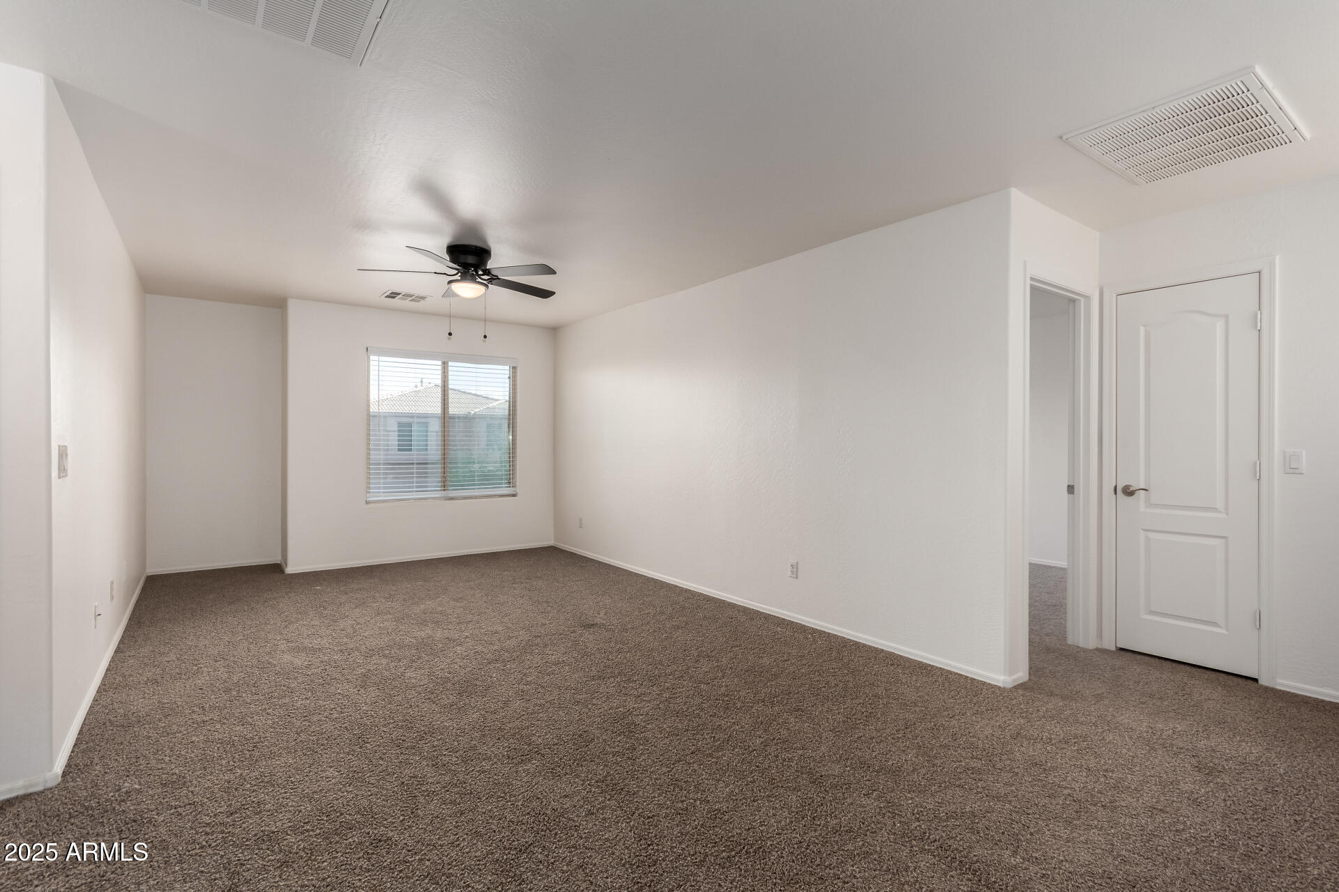 1222 E CANYON Trail