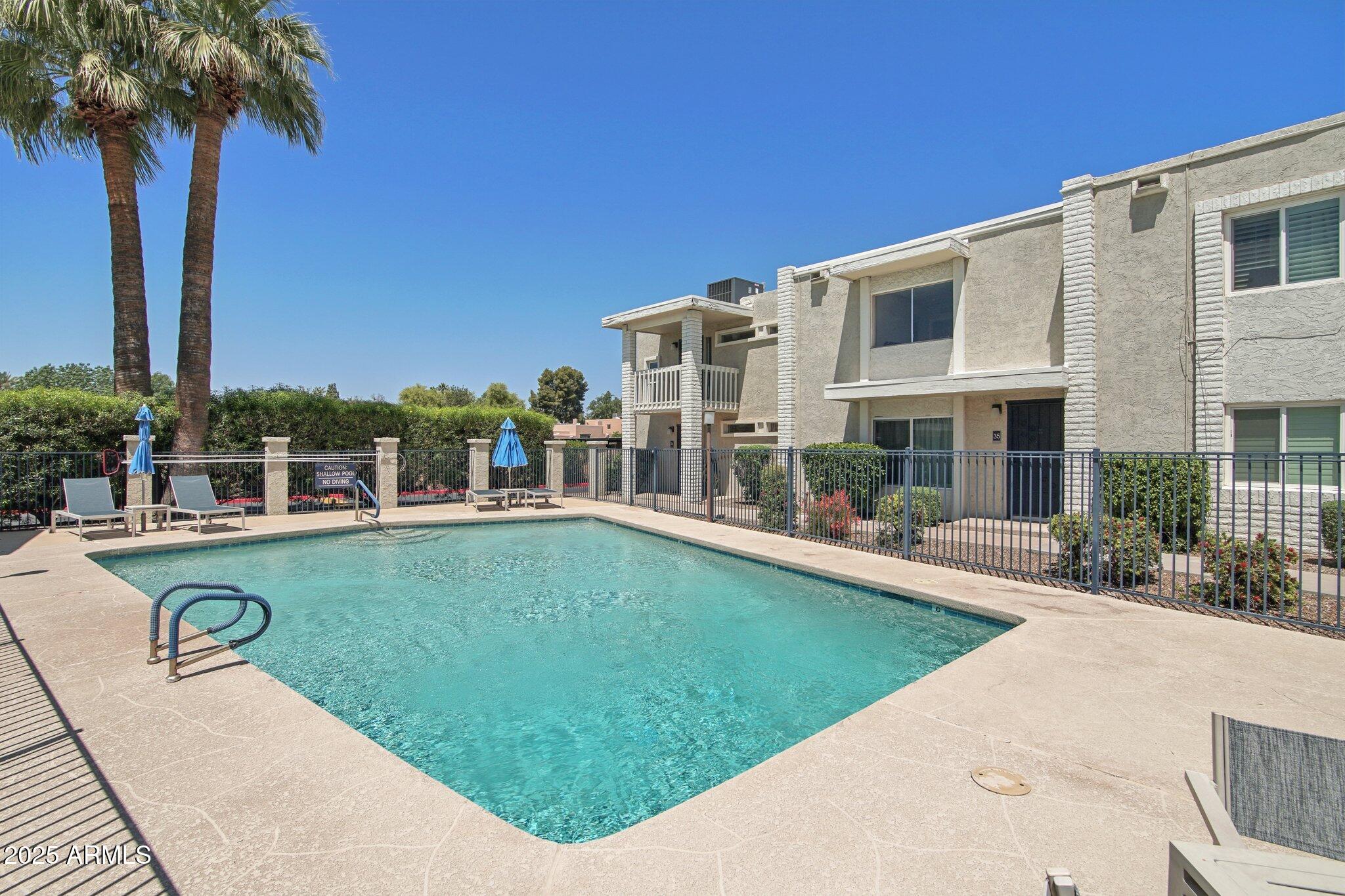 610 E MONTEBELLO Avenue 46