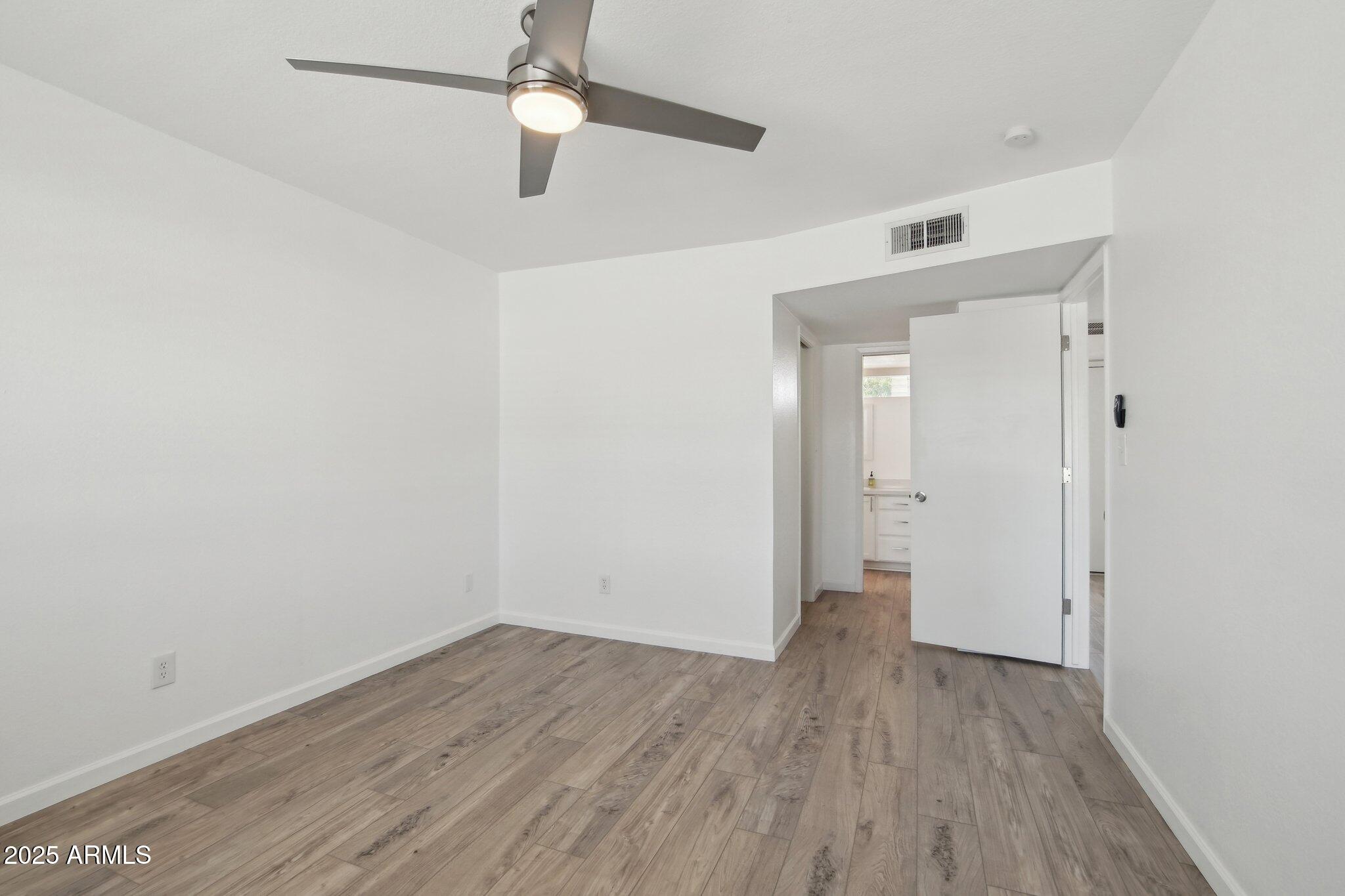 610 E MONTEBELLO Avenue 46