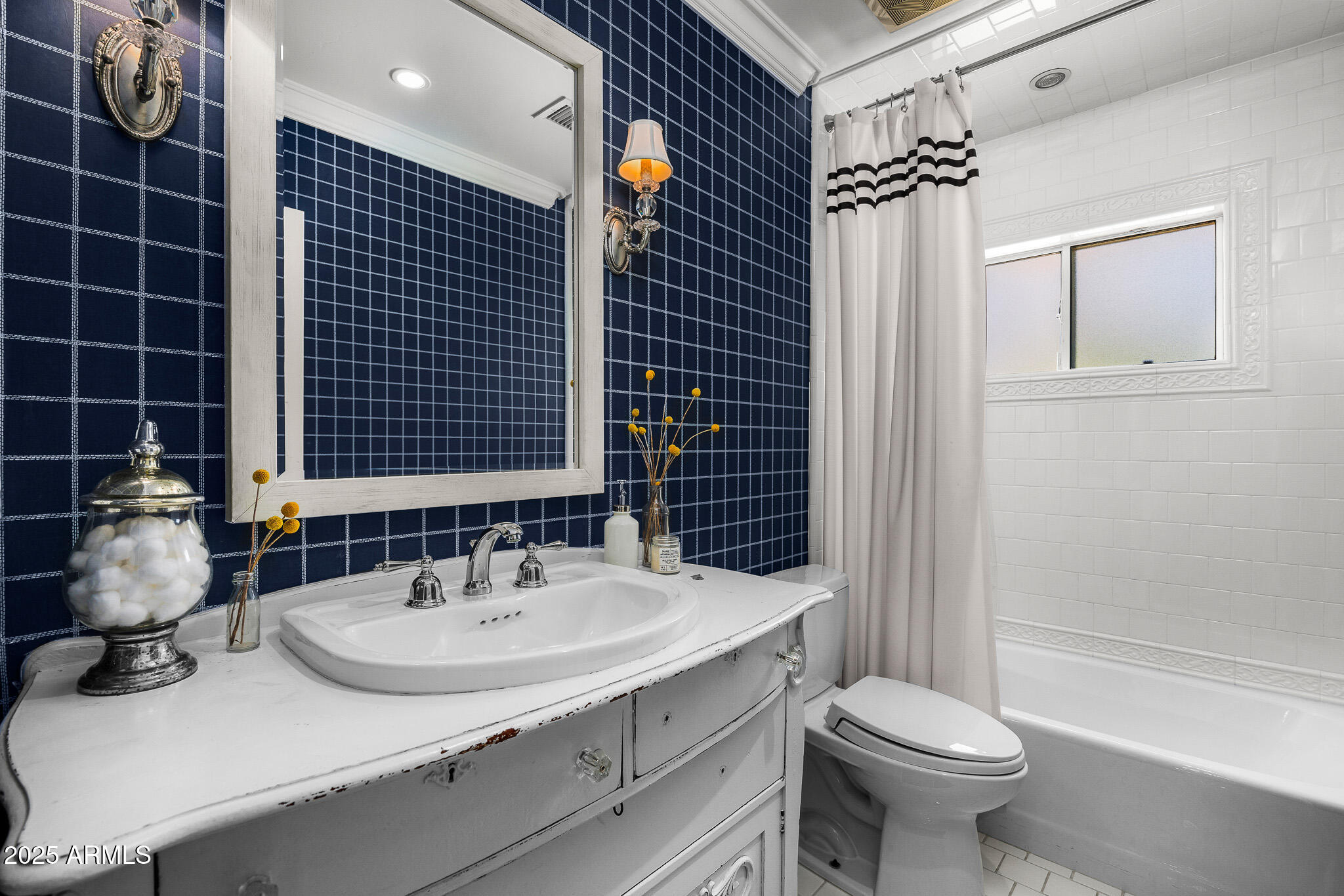 5801 N 70TH Place
