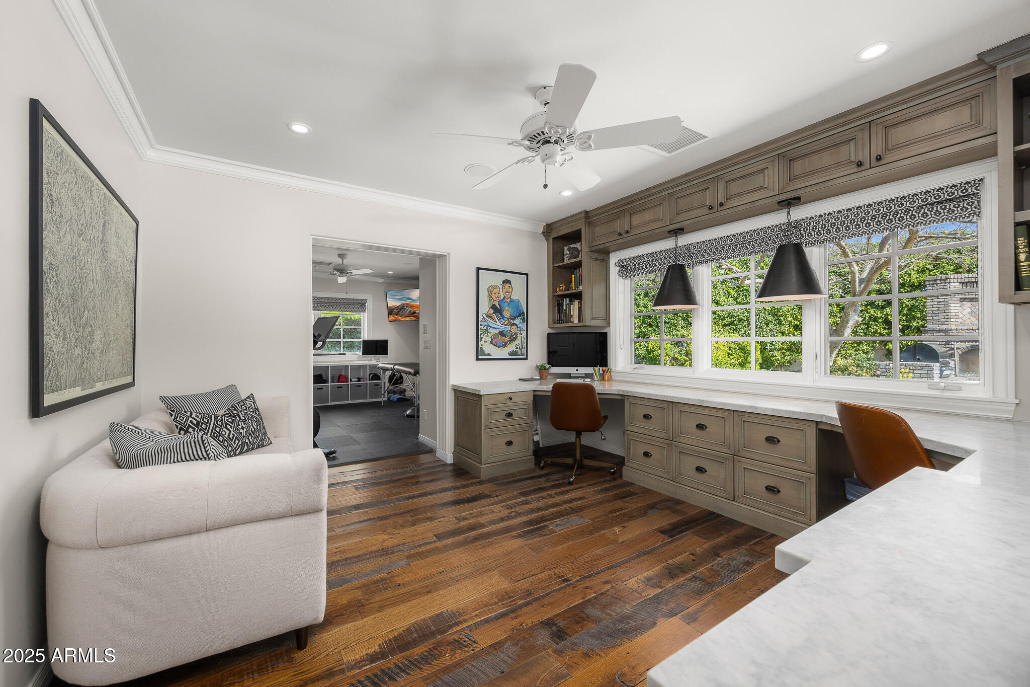 5801 N 70TH Place