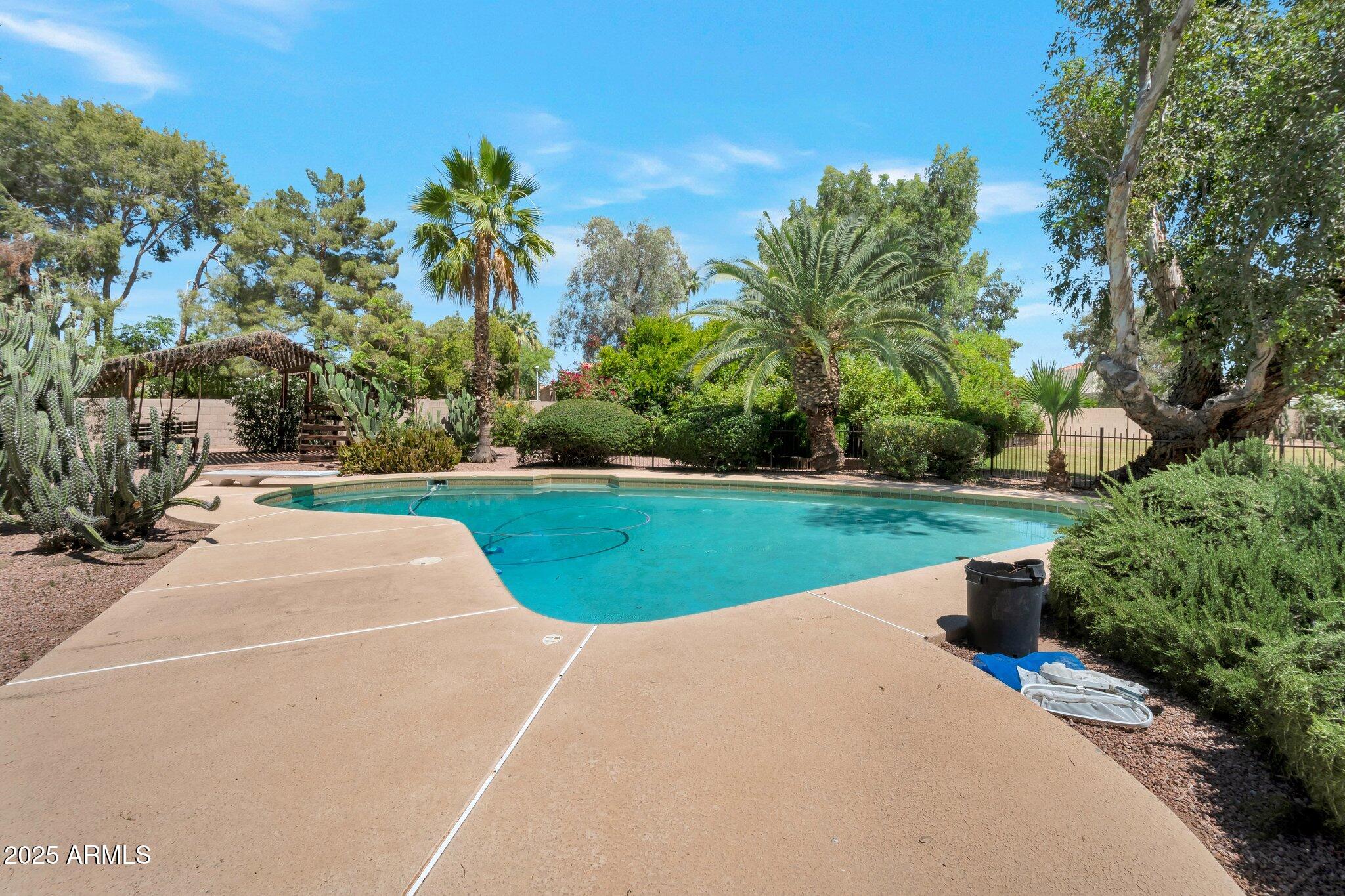 8637 E APPALOOSA Trail