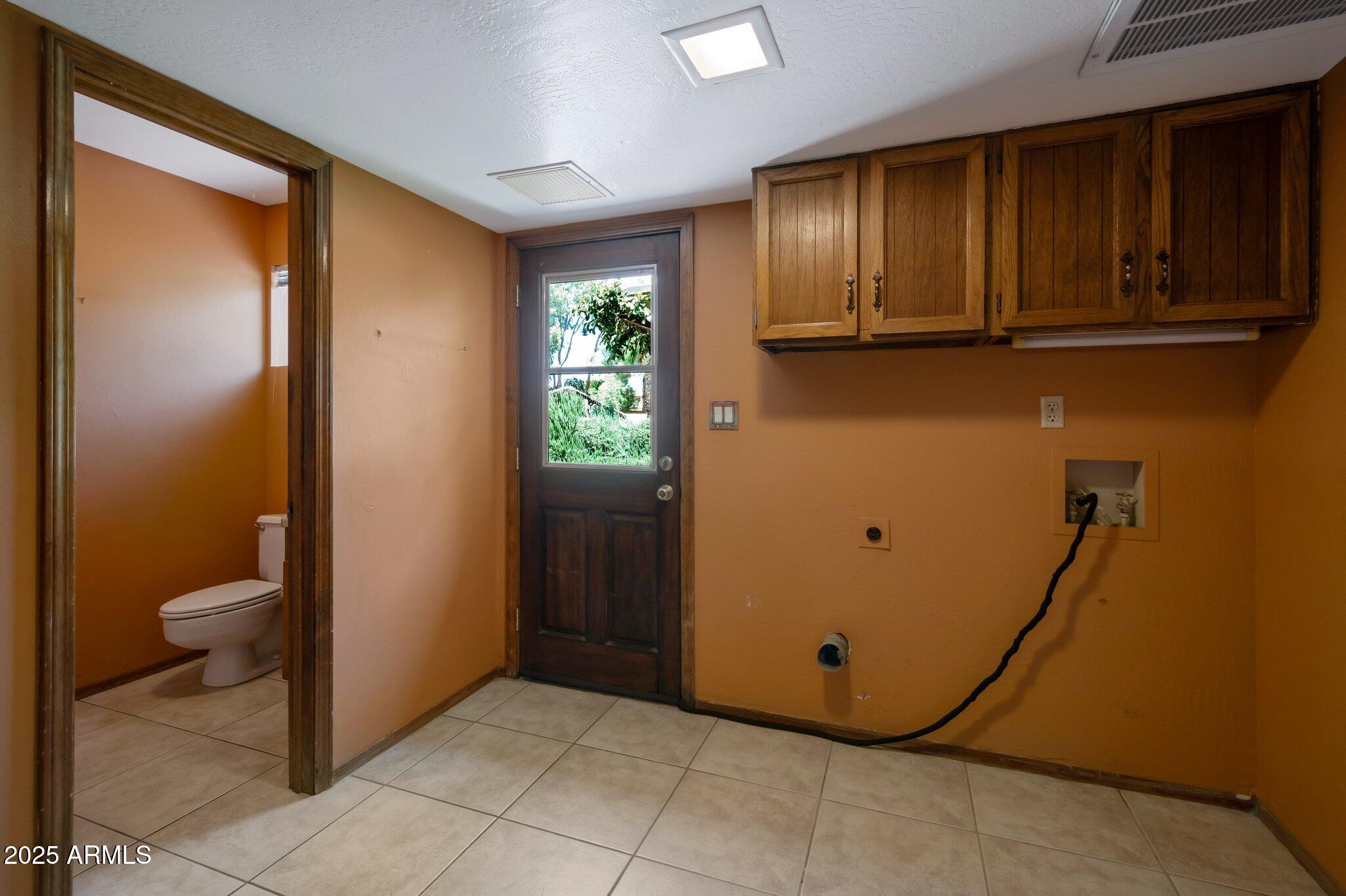 8637 E APPALOOSA Trail