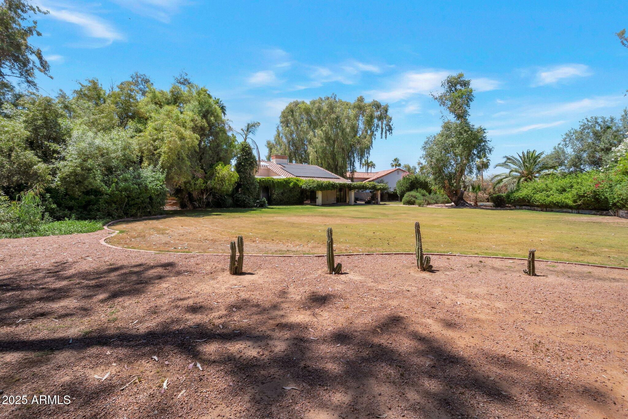 8637 E APPALOOSA Trail