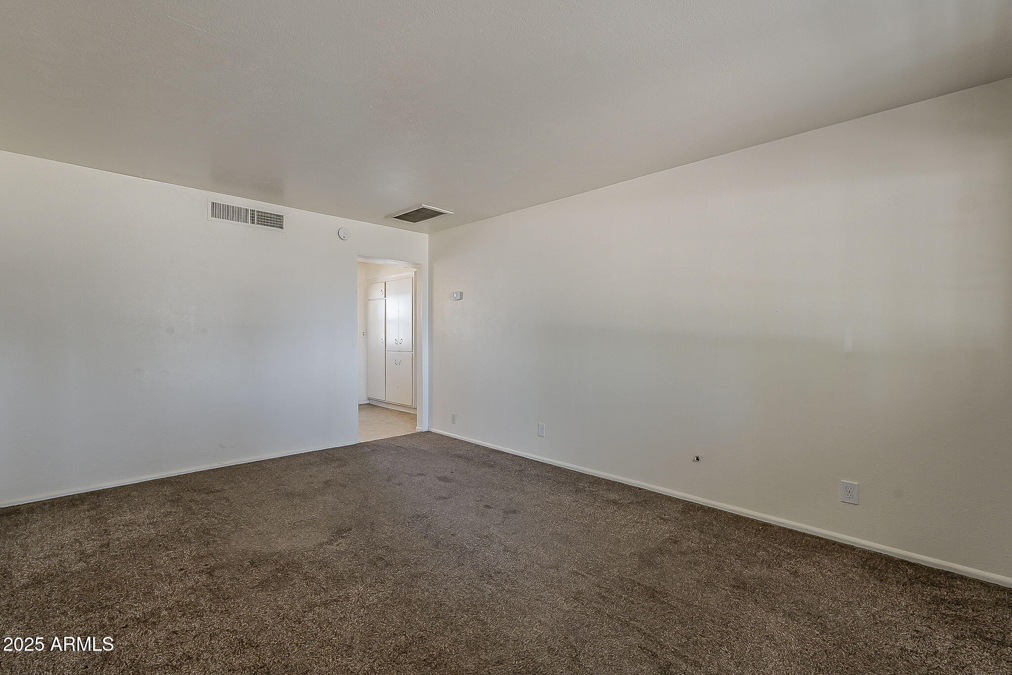 6225 N 10TH Place