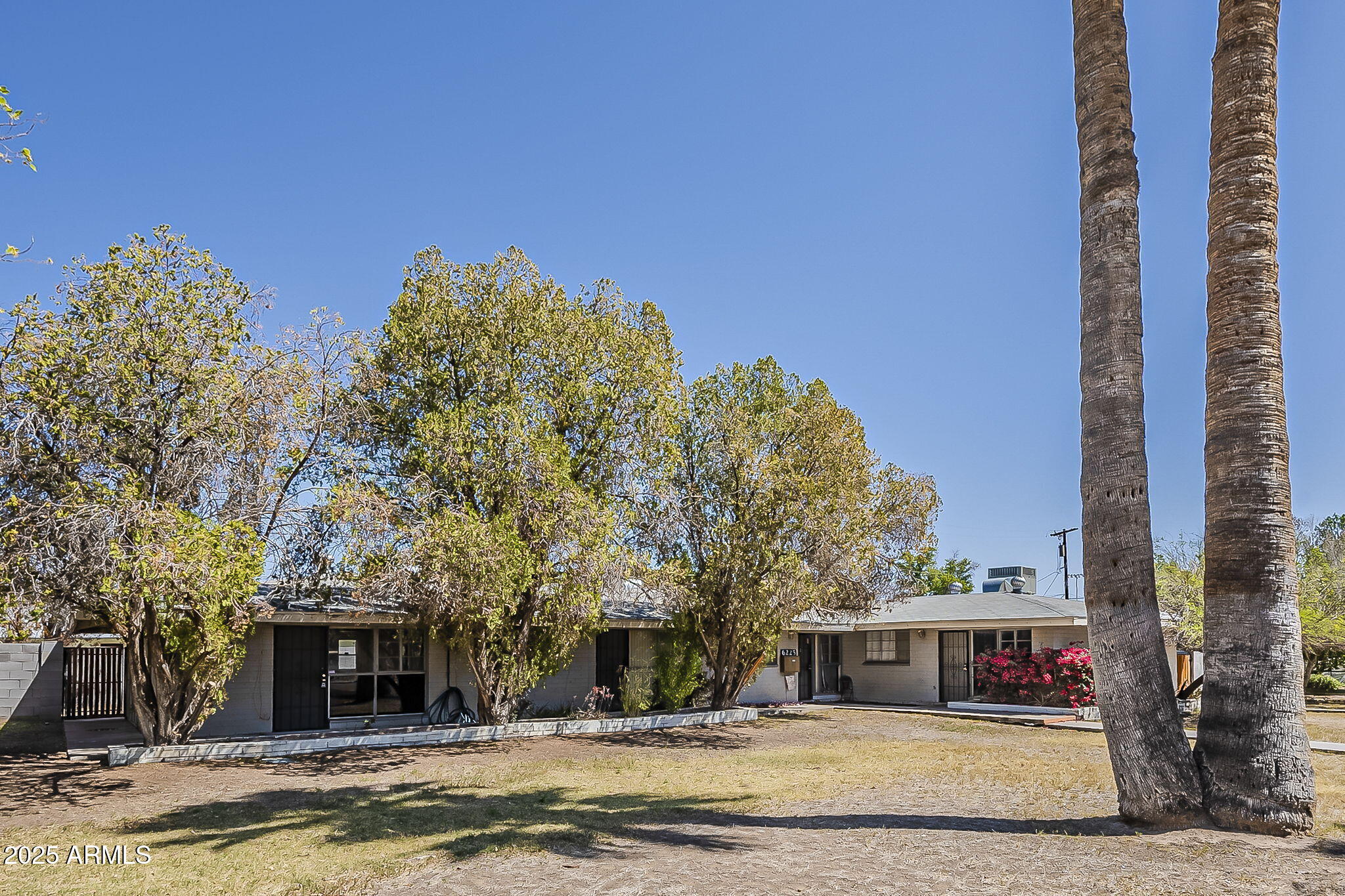 6225 N 10TH Place