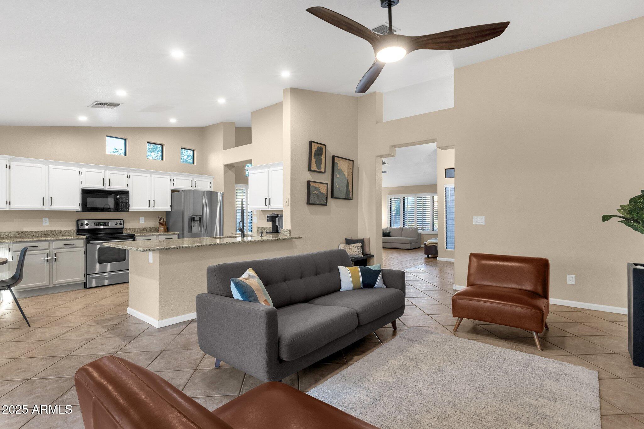 3842 W IRONWOOD Drive