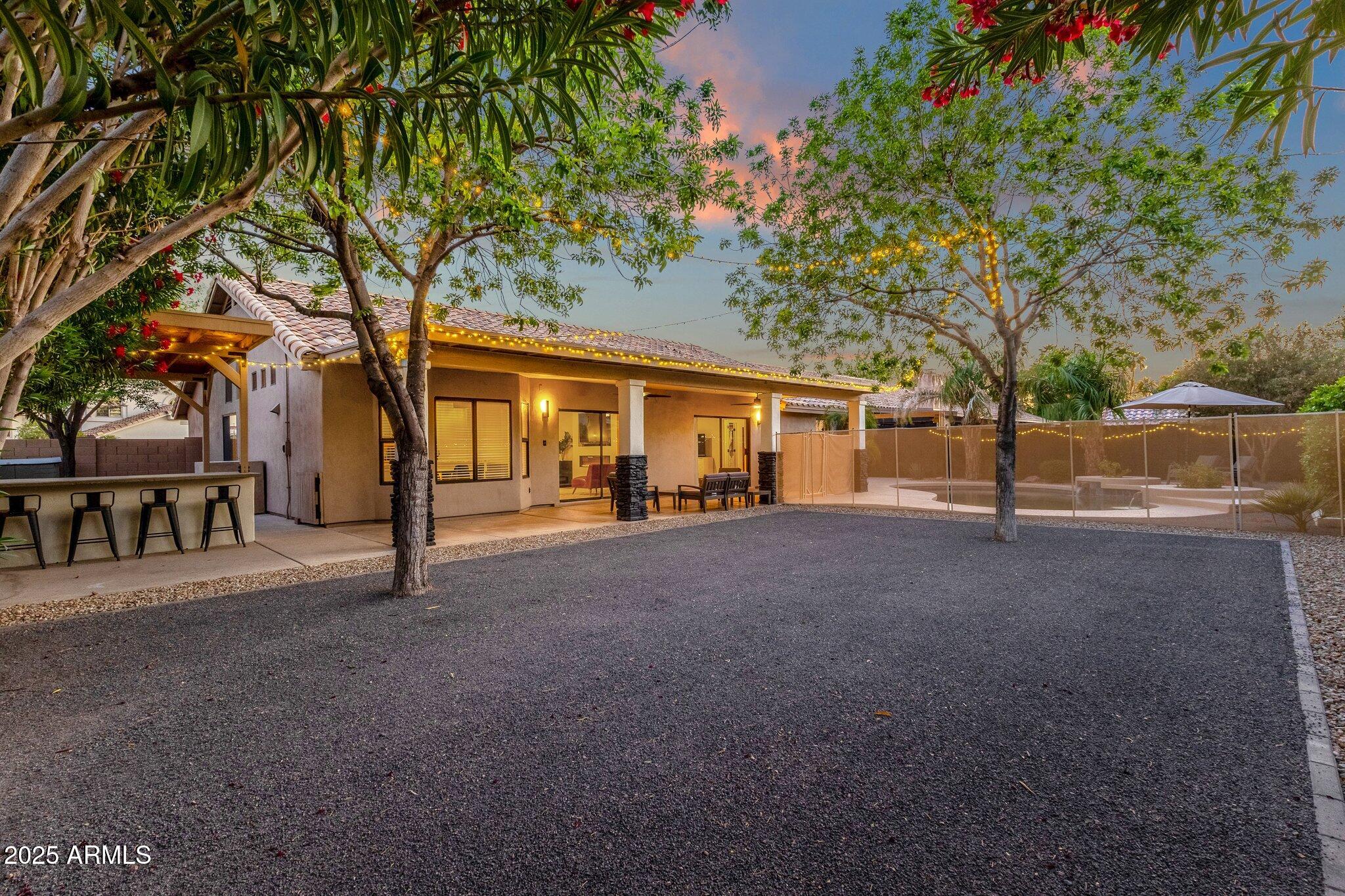 3842 W IRONWOOD Drive