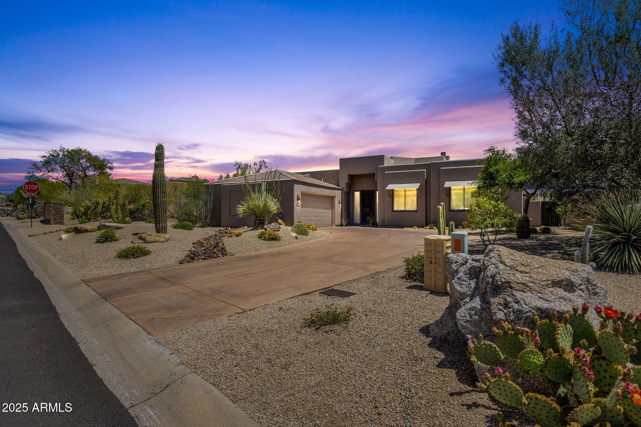 11123 E MONUMENT Drive