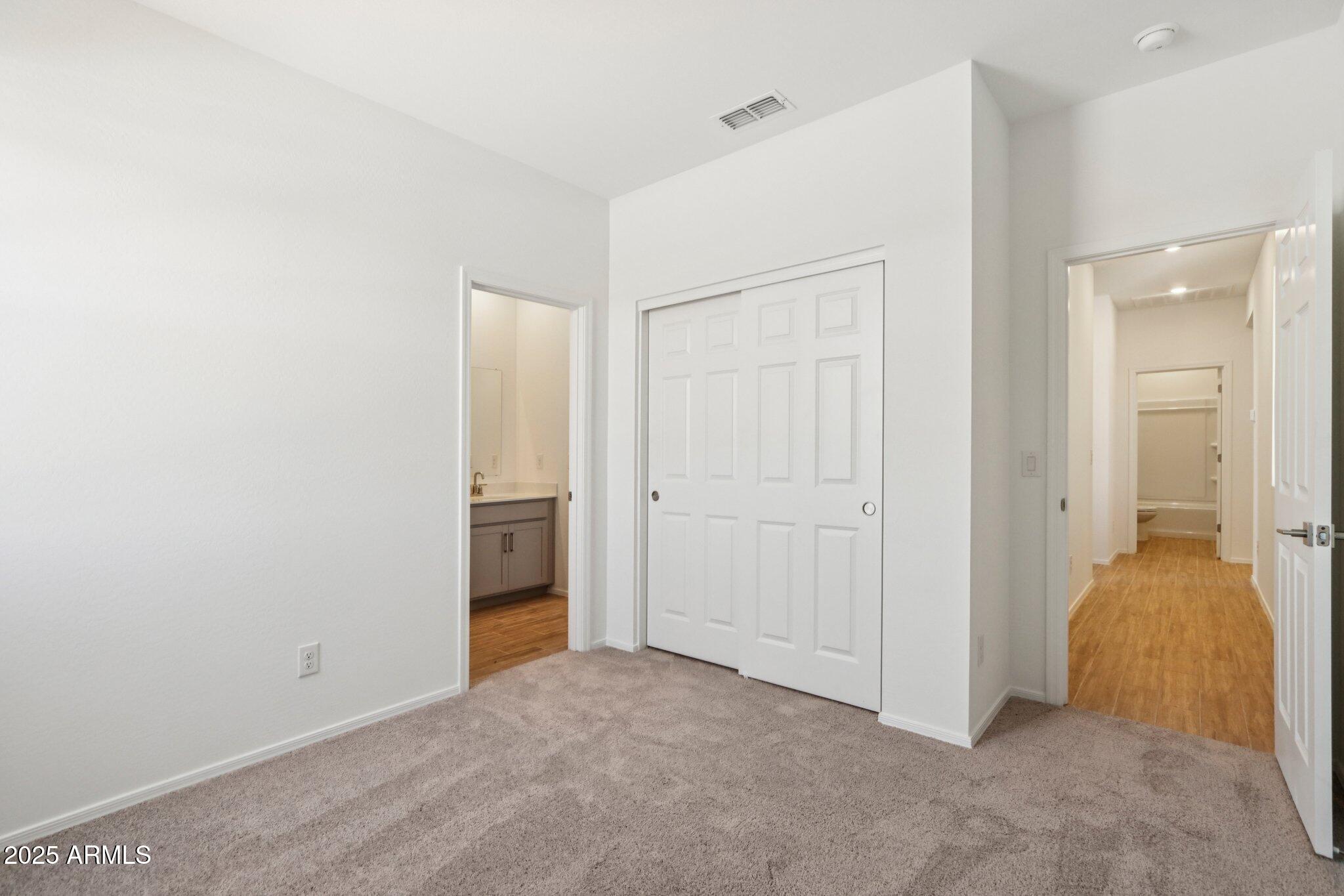 47219 W PECAN WOODS