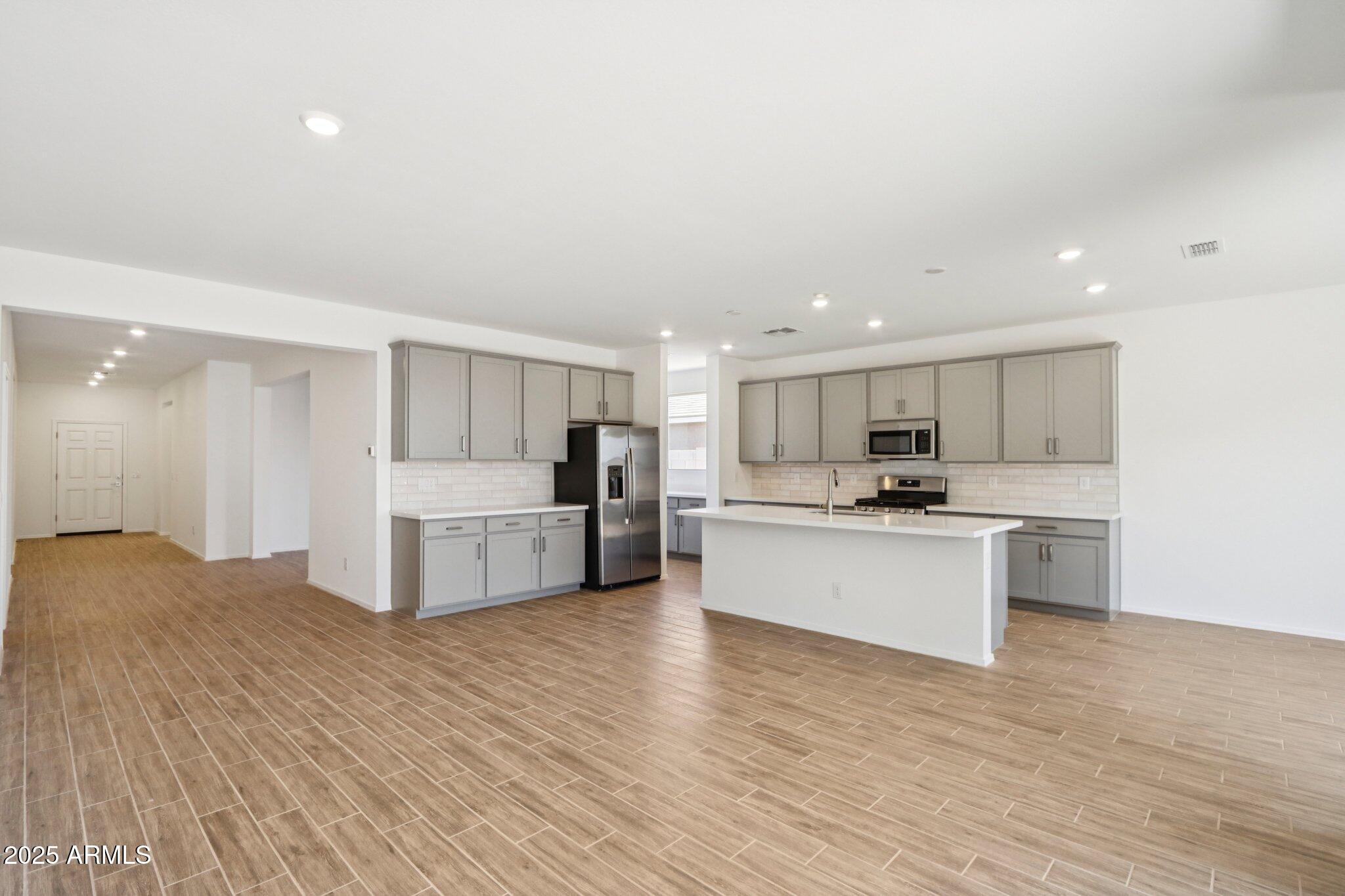 47219 W PECAN WOODS