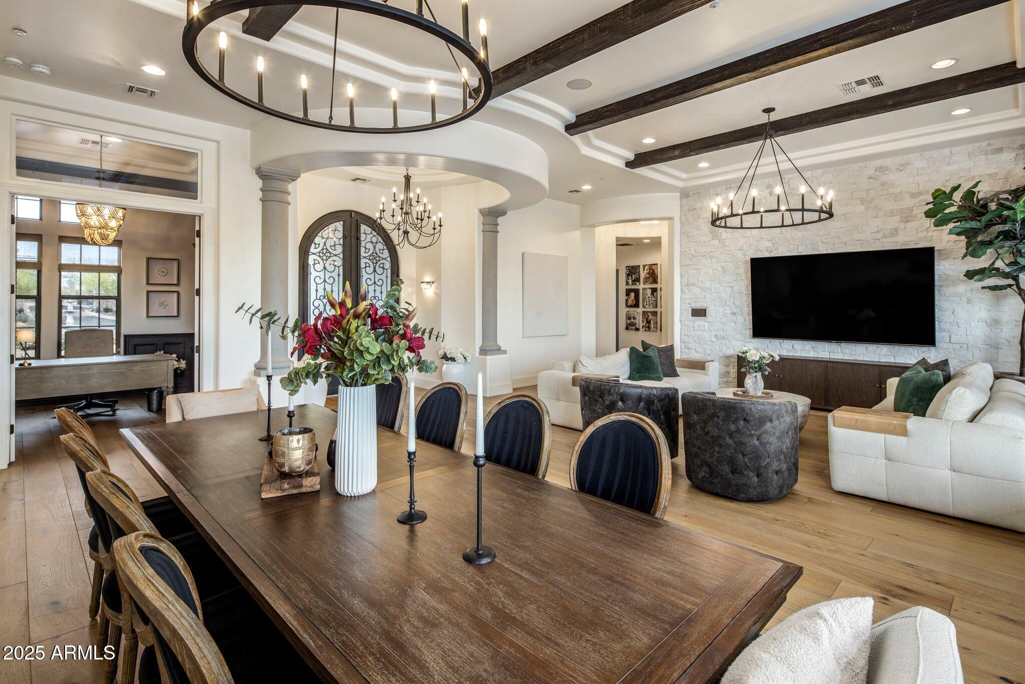 7327 E LA JUNTA Road