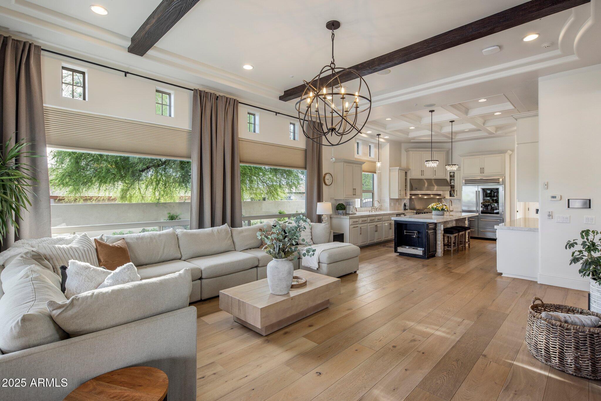 7327 E LA JUNTA Road