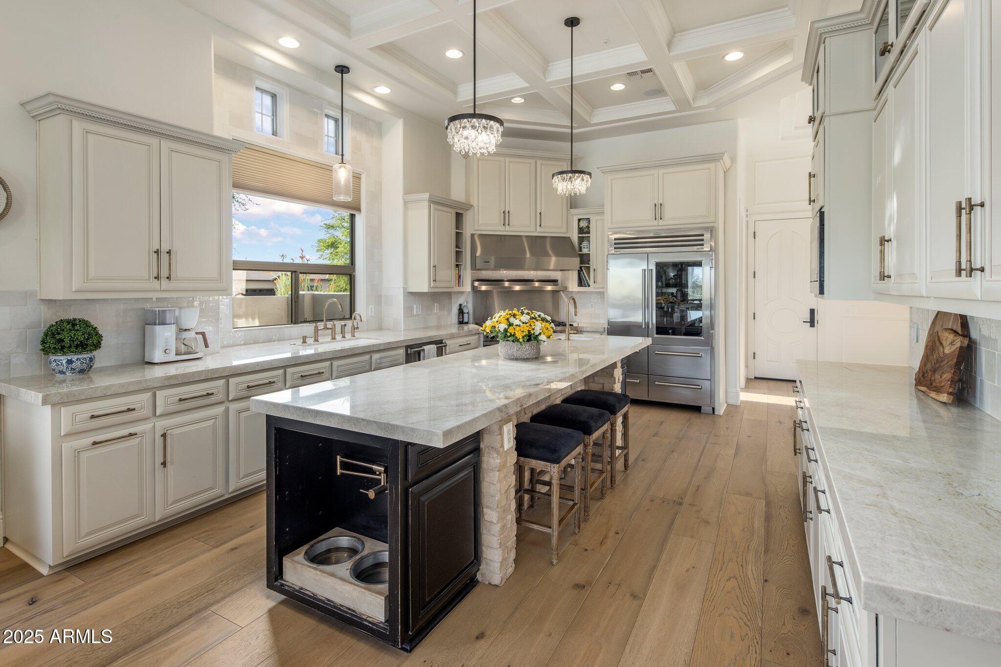 7327 E LA JUNTA Road