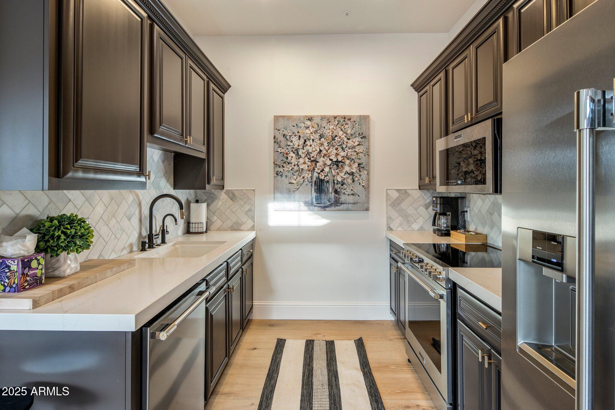 7327 E LA JUNTA Road