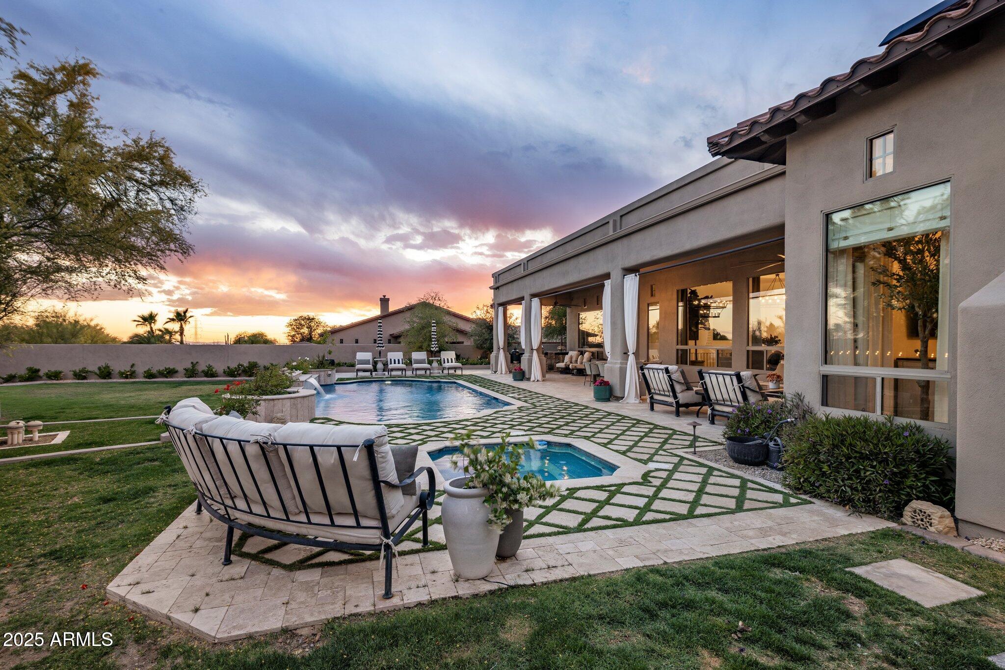 7327 E LA JUNTA Road