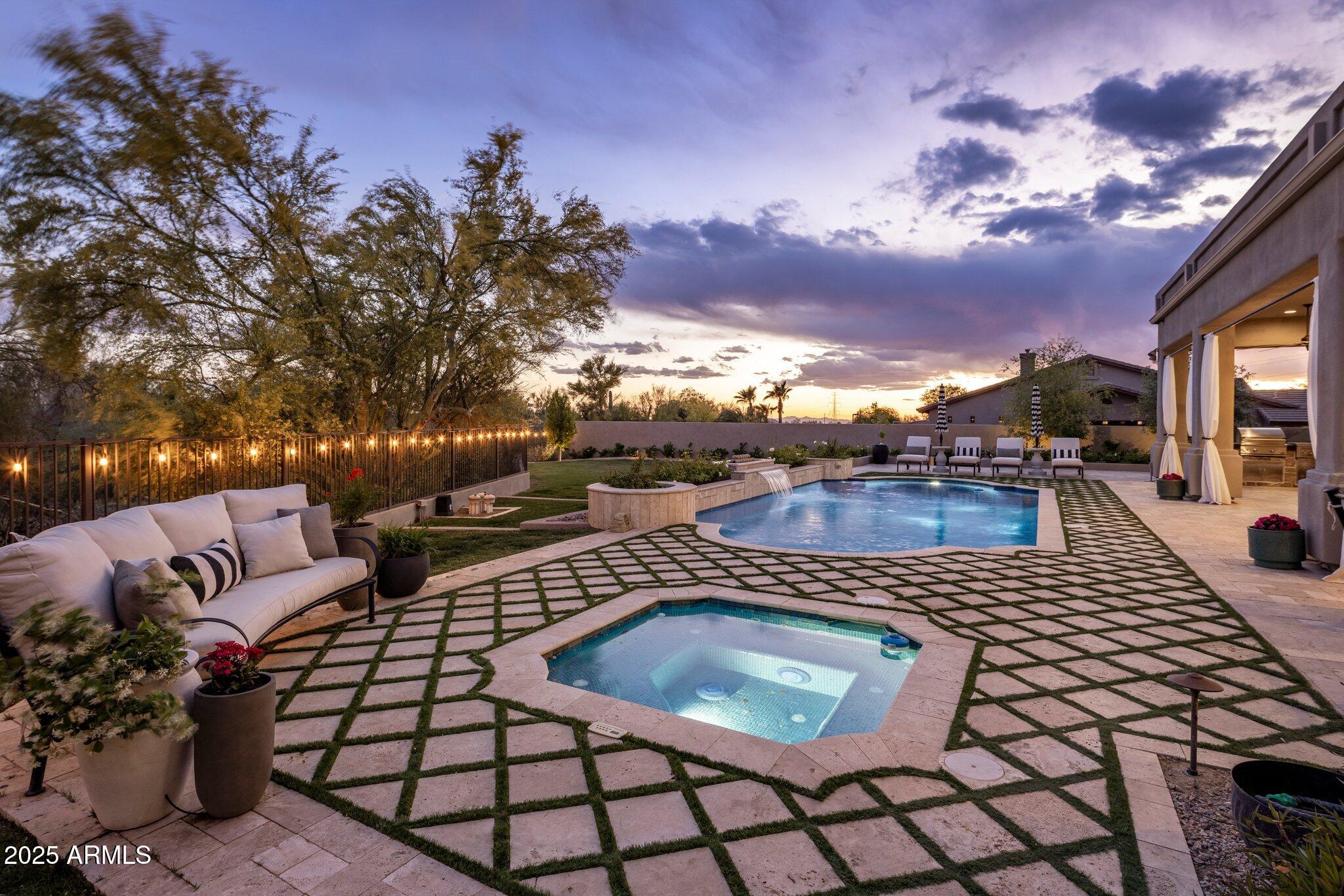 7327 E LA JUNTA Road