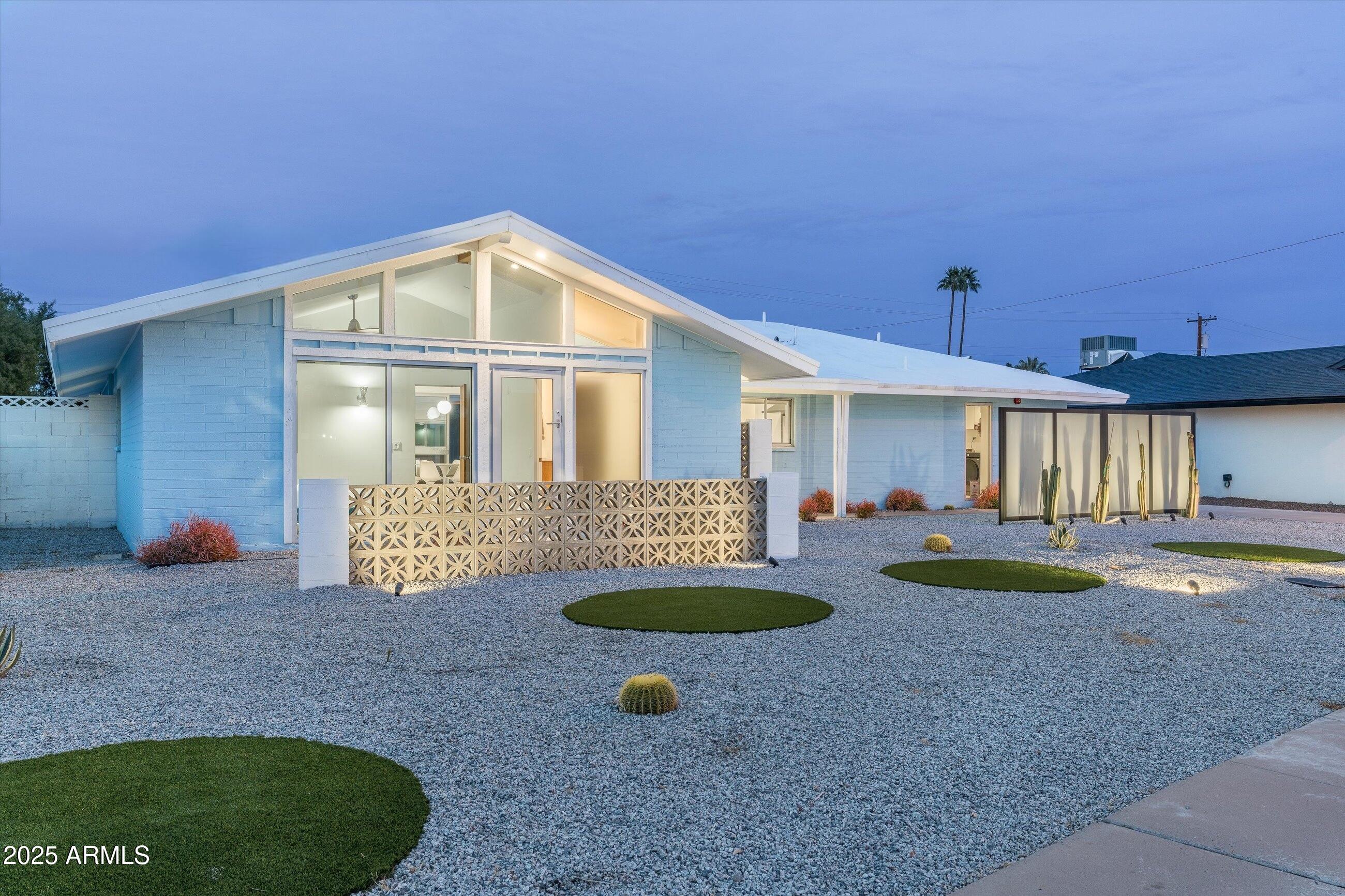 8308 E MARIPOSA Drive