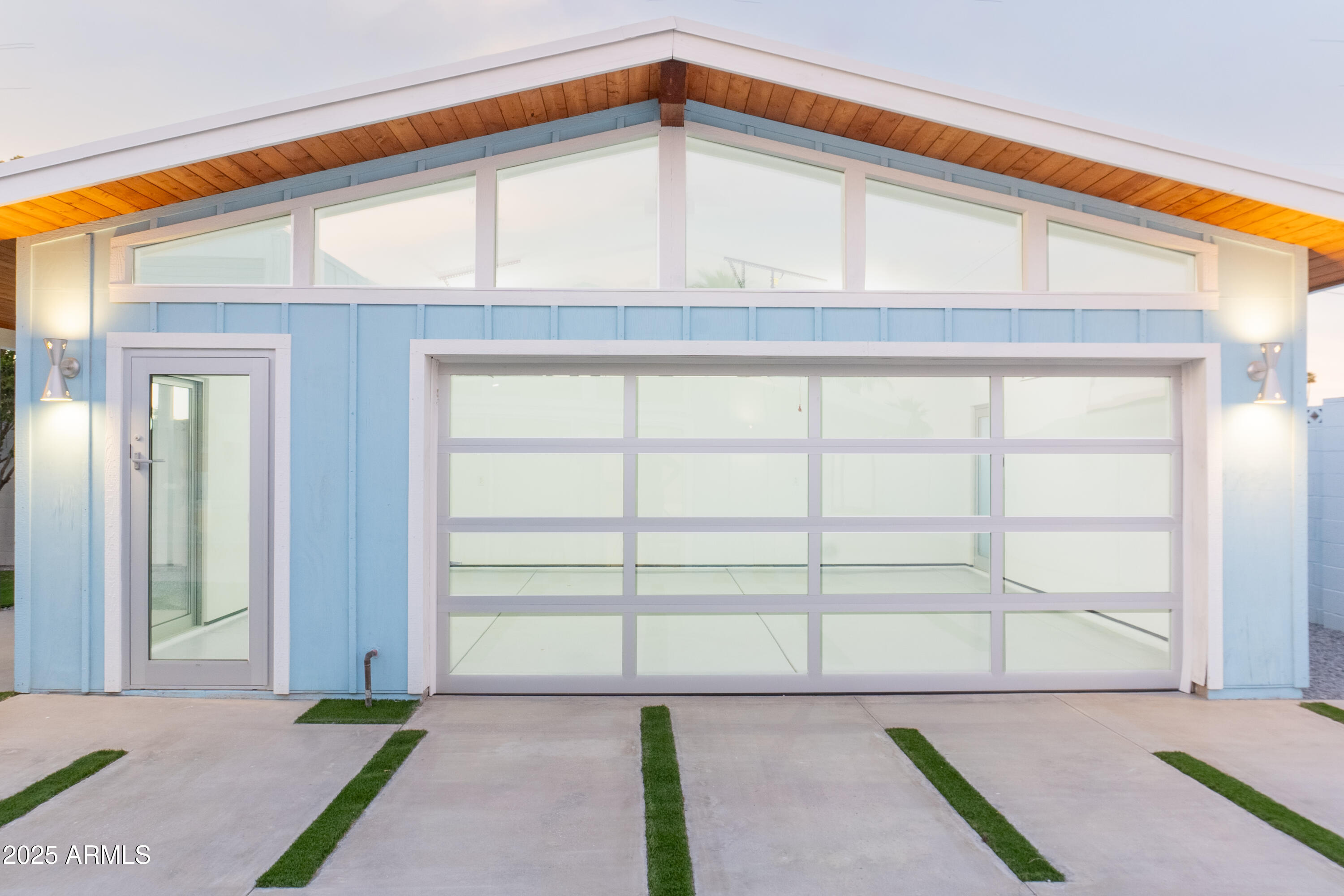 8308 E MARIPOSA Drive