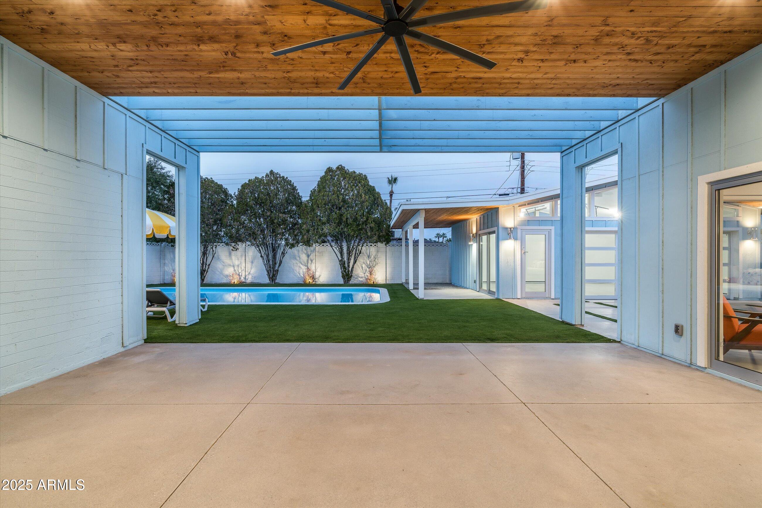 8308 E MARIPOSA Drive