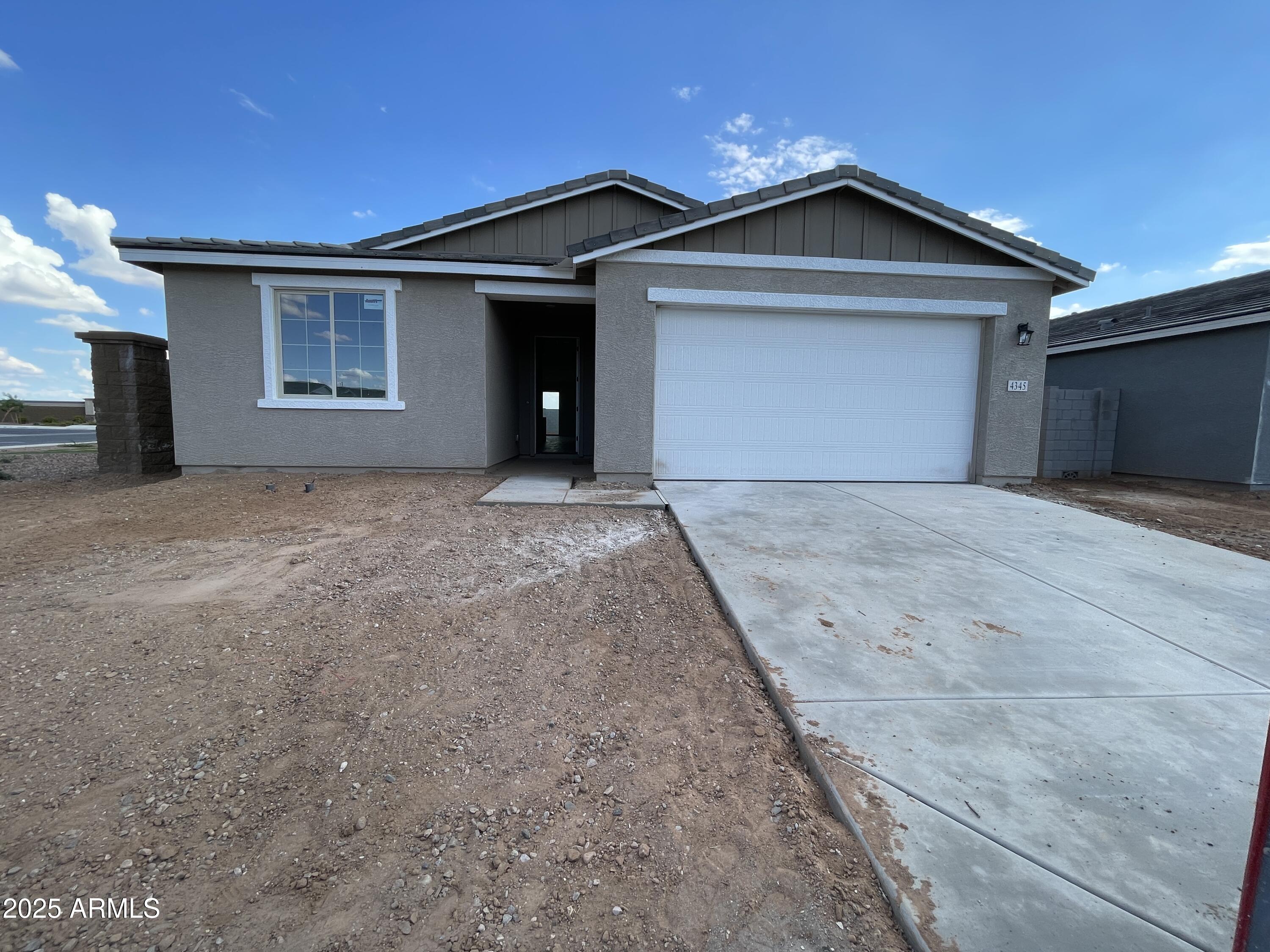 4345 E BROOK LYNN Place