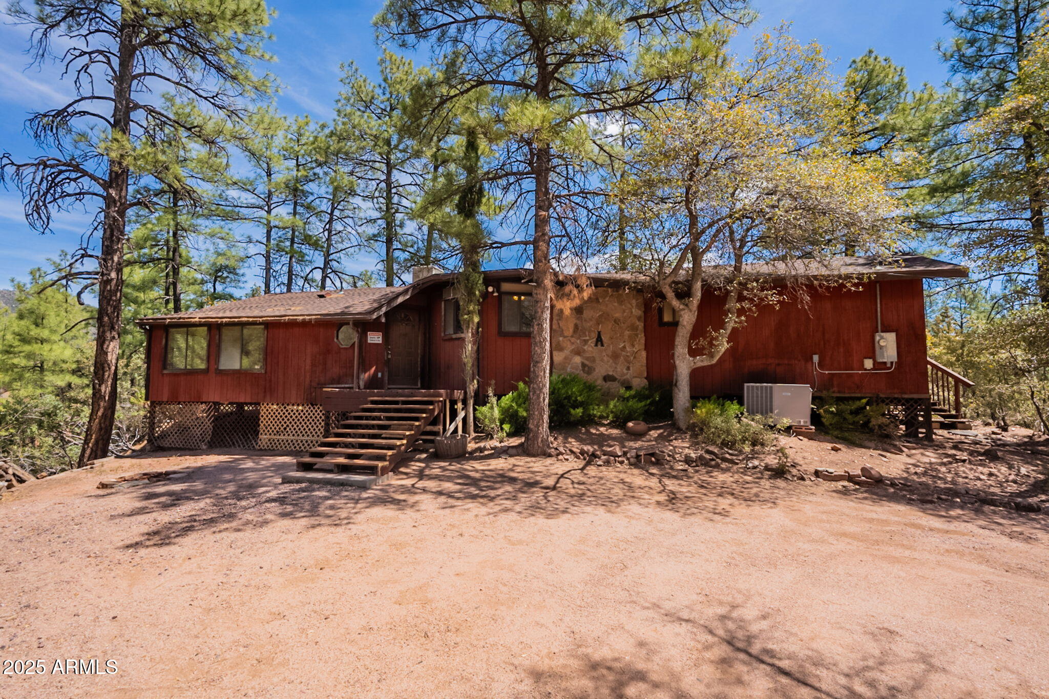 3524 N KELLY Circle