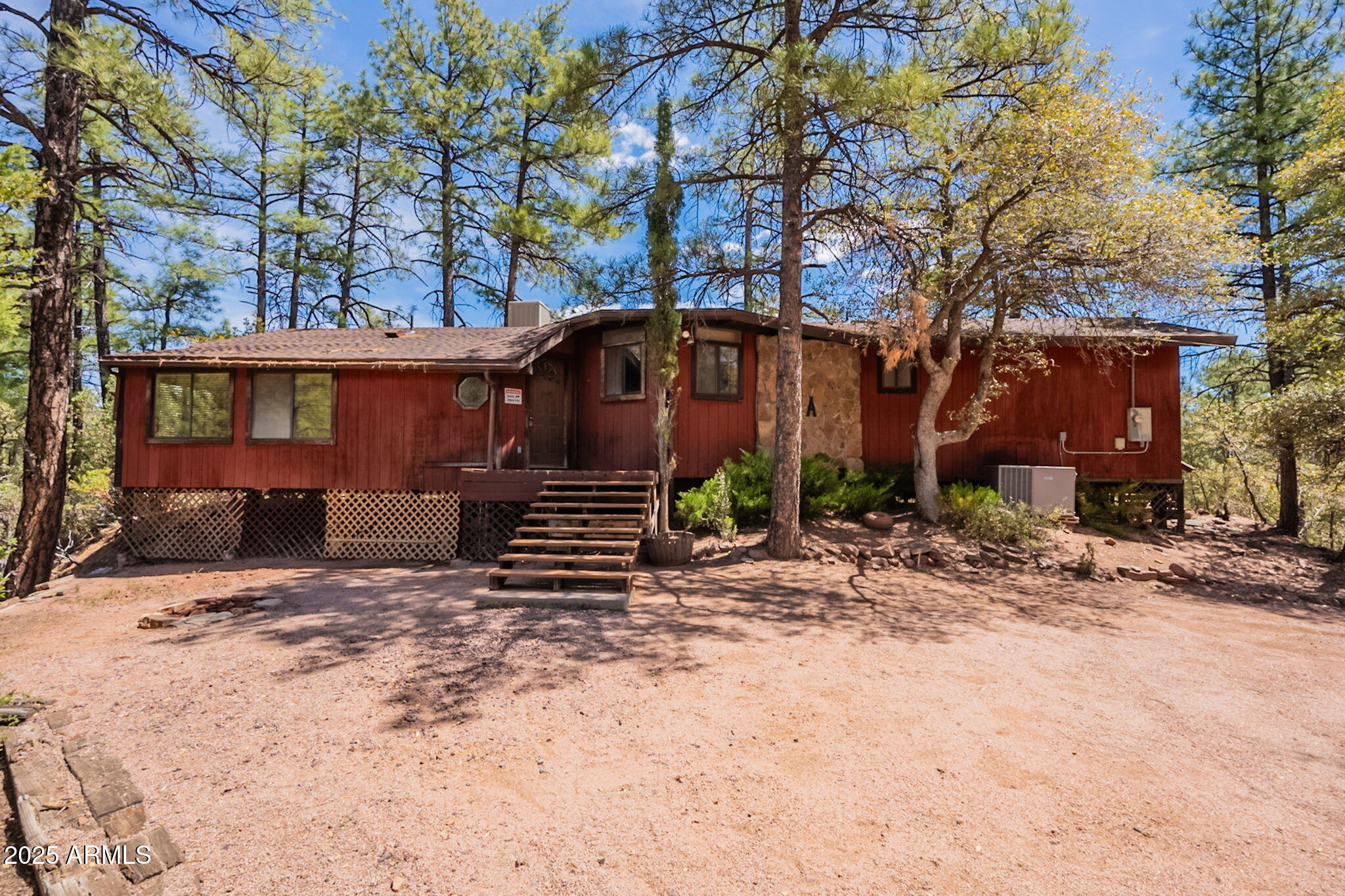 3524 N KELLY Circle