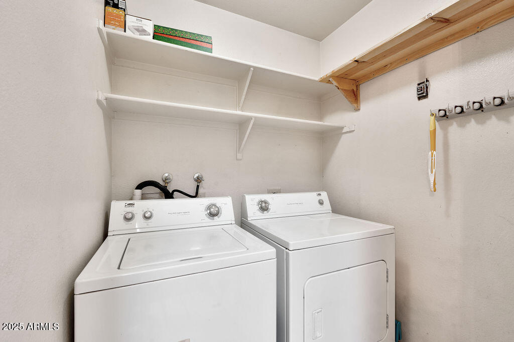 5135 E EVERGREEN Street 1159
