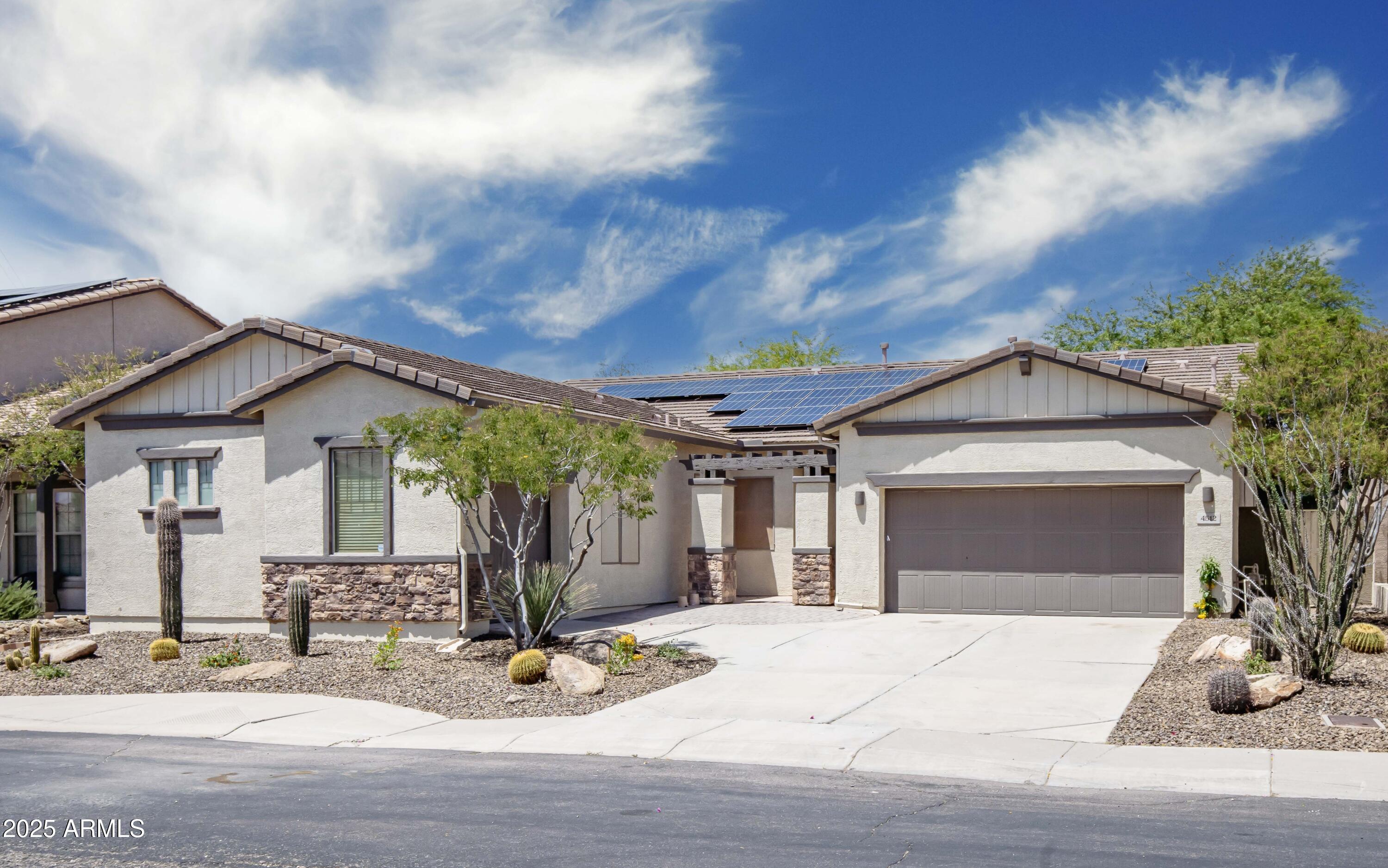 4512 W RUSHMORE Drive
