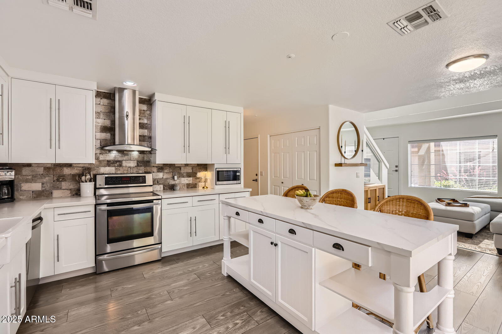 15550 N FRANK LLOYD WRIGHT Boulevard 1101