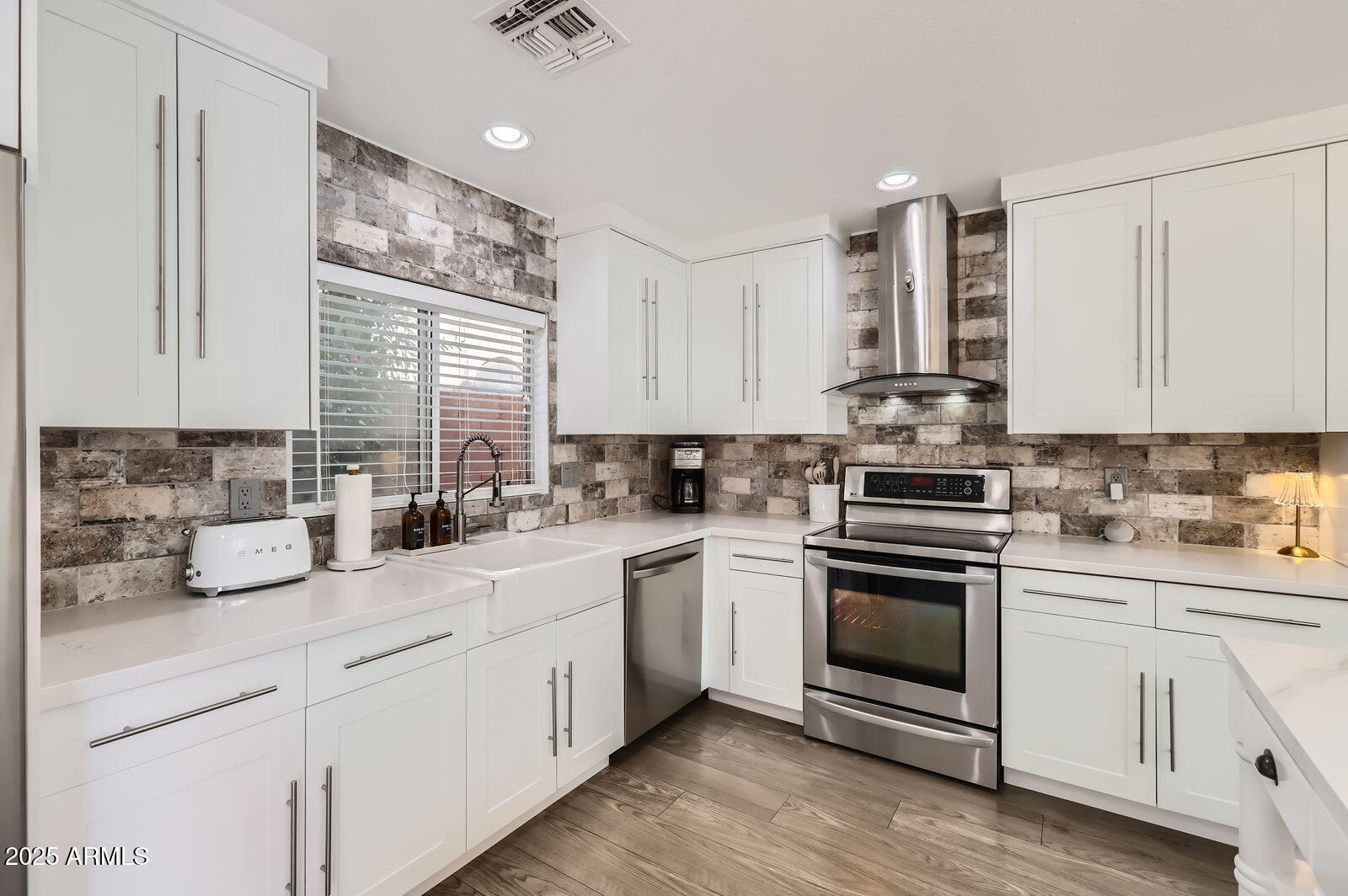15550 N FRANK LLOYD WRIGHT Boulevard 1101