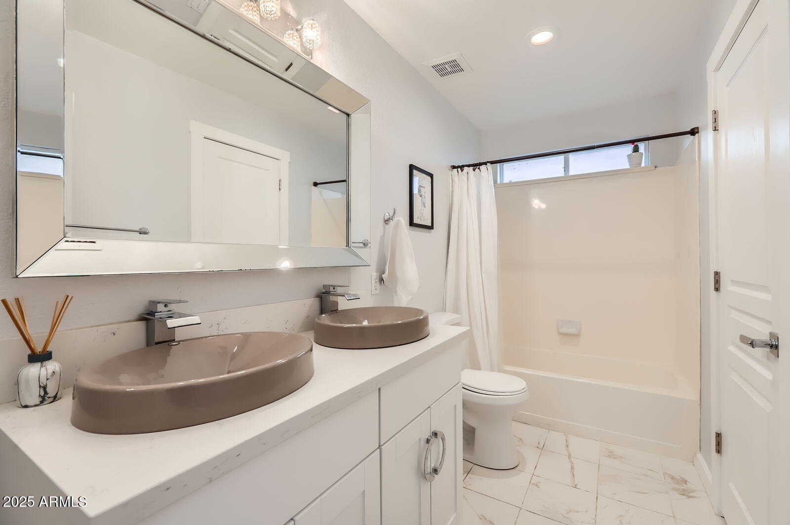 15550 N FRANK LLOYD WRIGHT Boulevard 1101